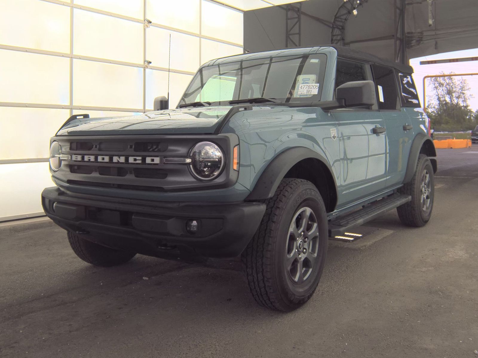 FORD BRONCO - 1