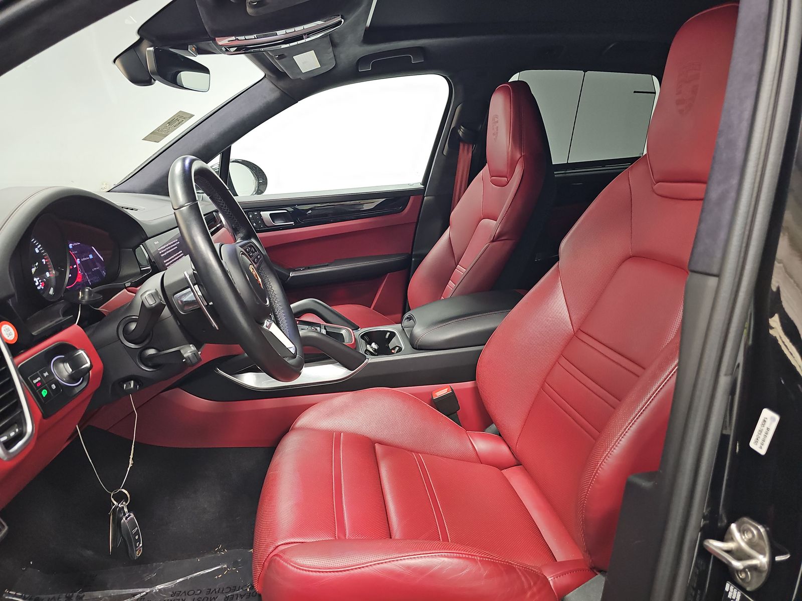 PORSCHE CAYENNE - 8