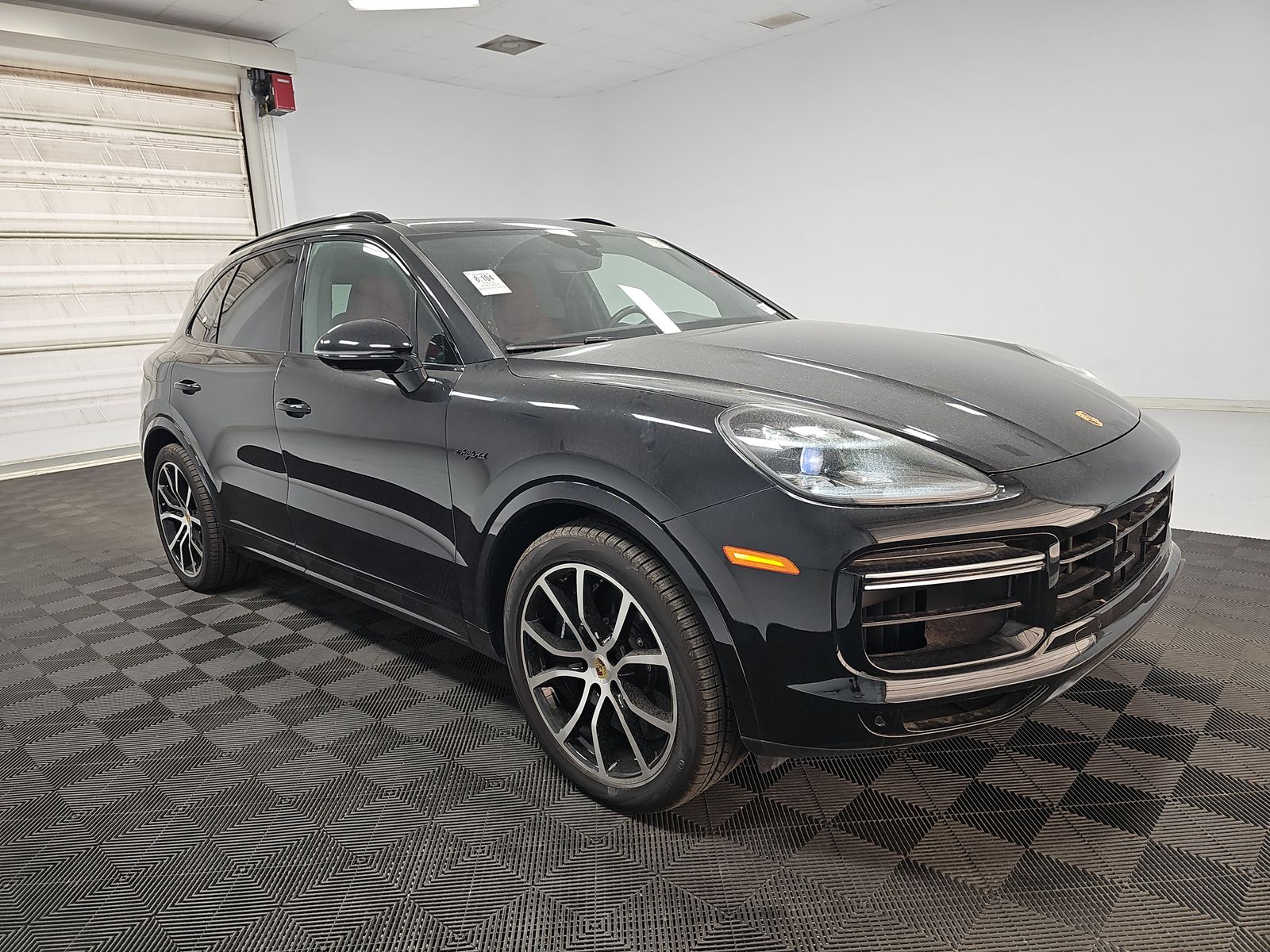 PORSCHE CAYENNE - 4