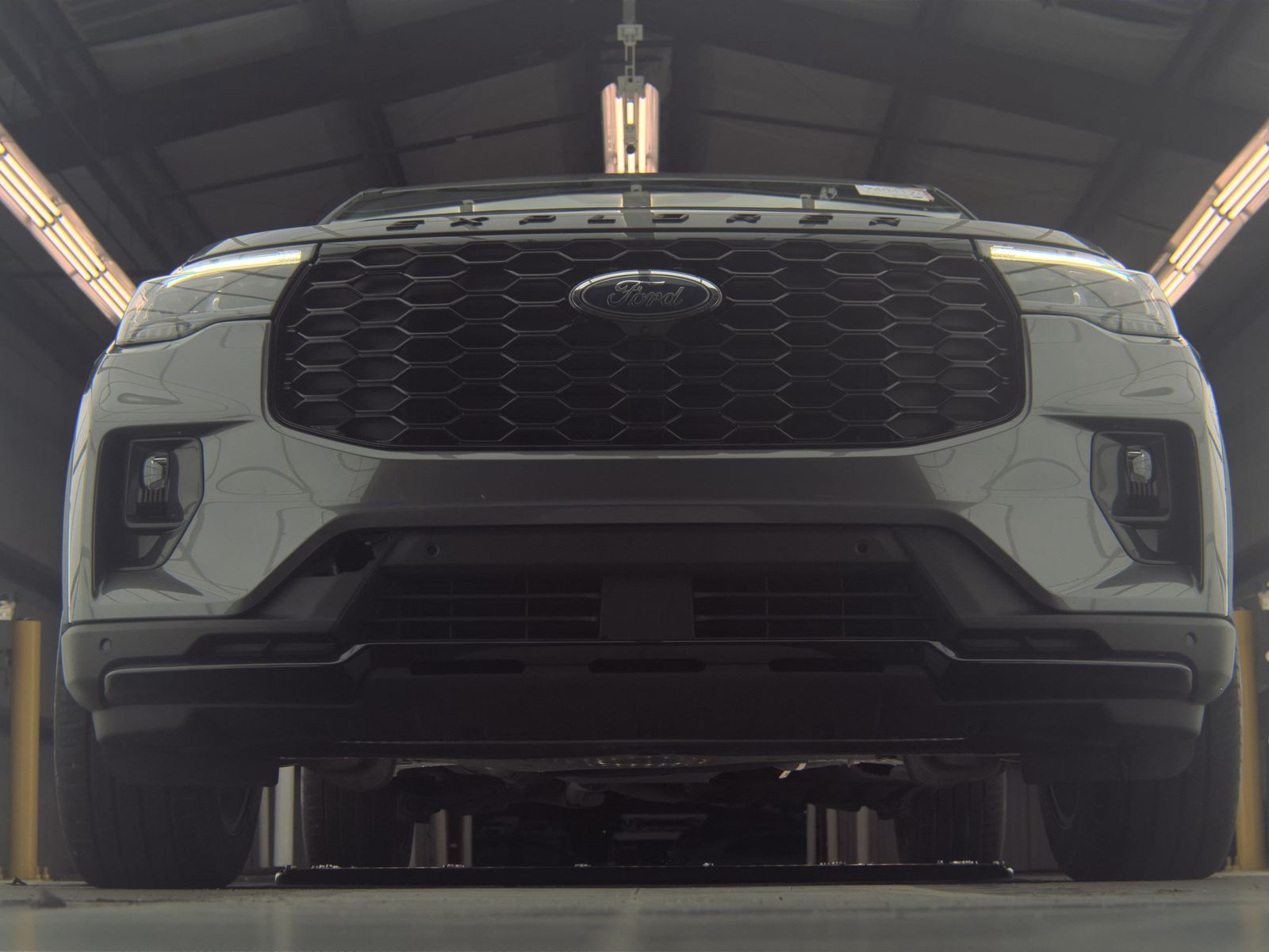 FORD EXPLORER - 4