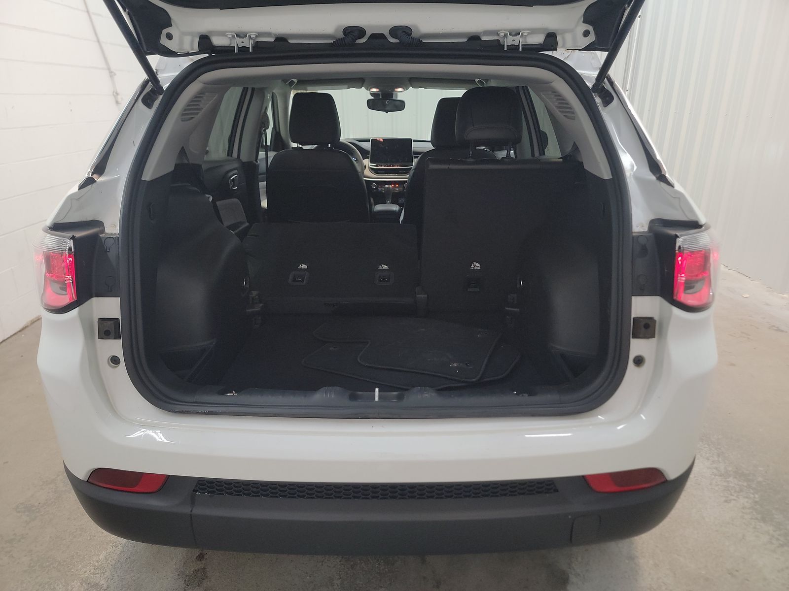 2022 Jeep Compass Latitude FWD
