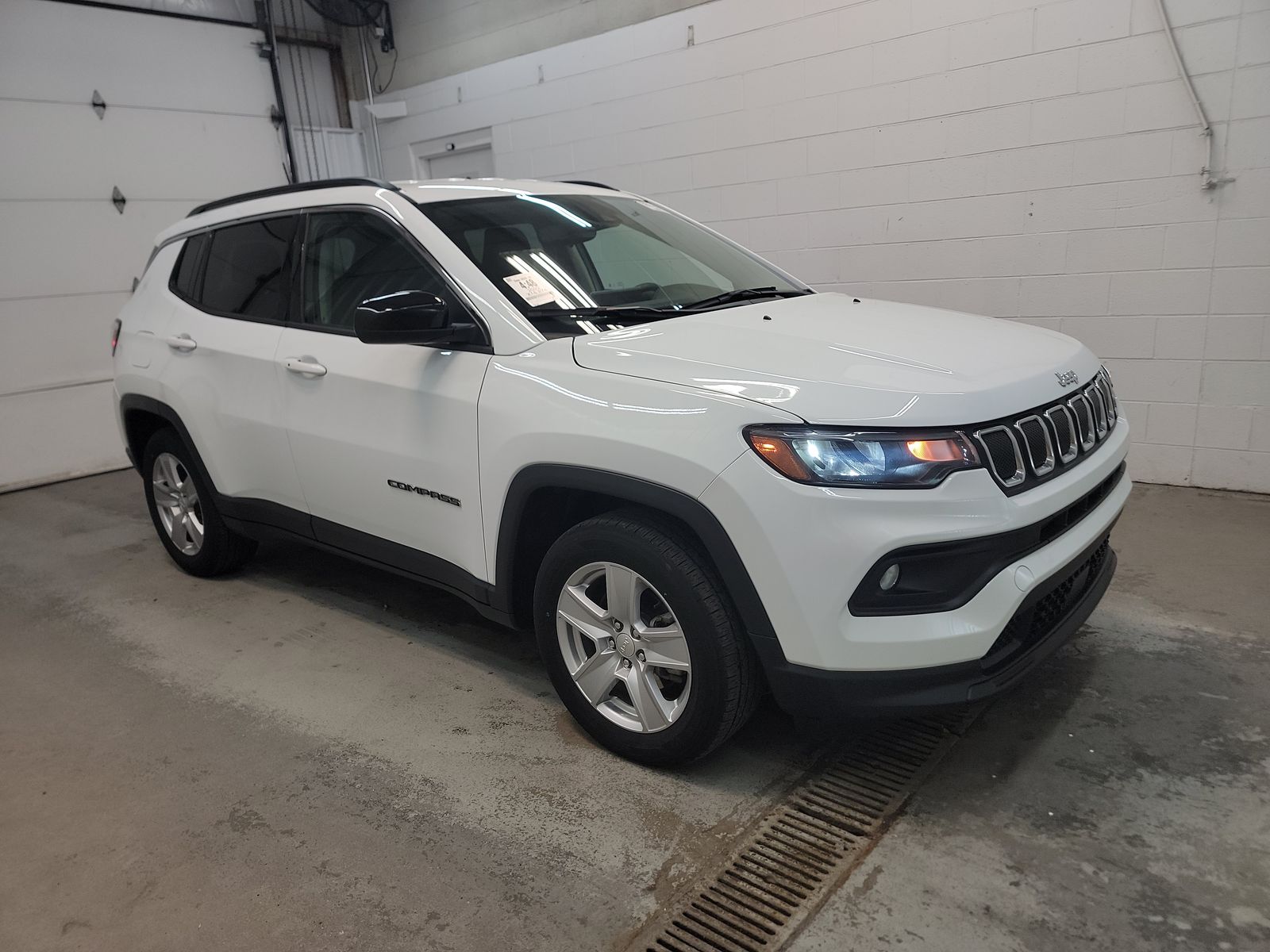 2022 Jeep Compass Latitude FWD