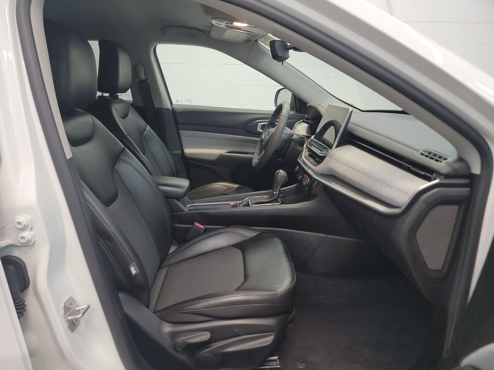 2022 Jeep Compass Latitude FWD