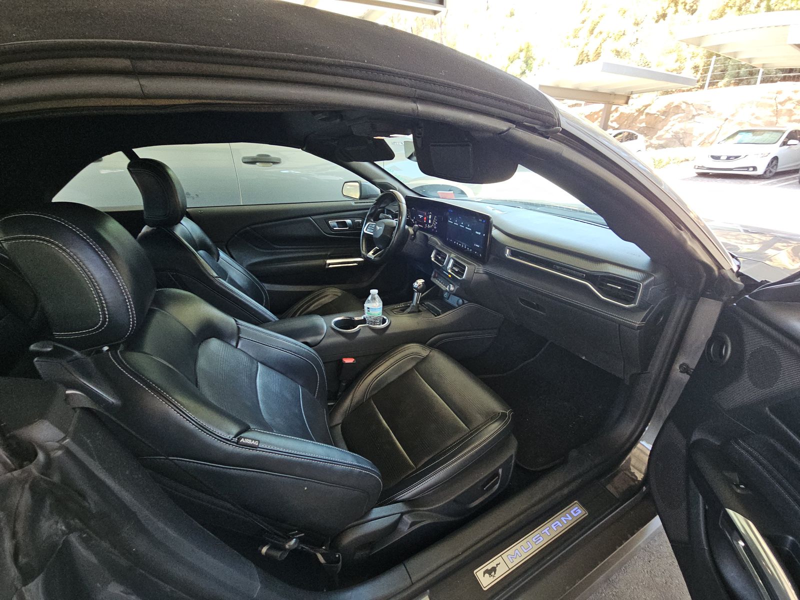 FORD MUSTANG - 9