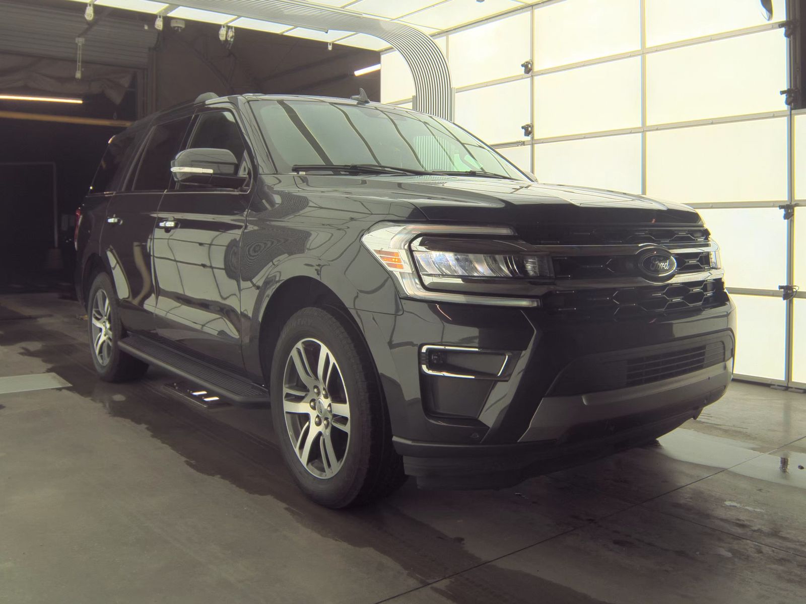 FORD EXPEDITION - 4