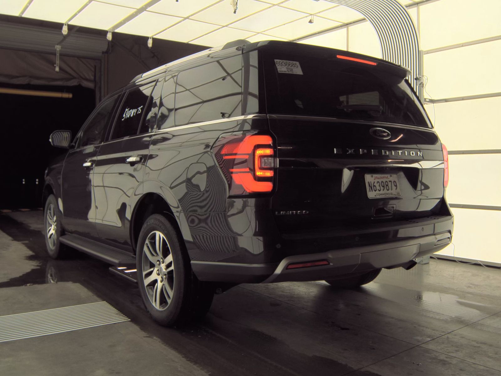 FORD EXPEDITION - 7
