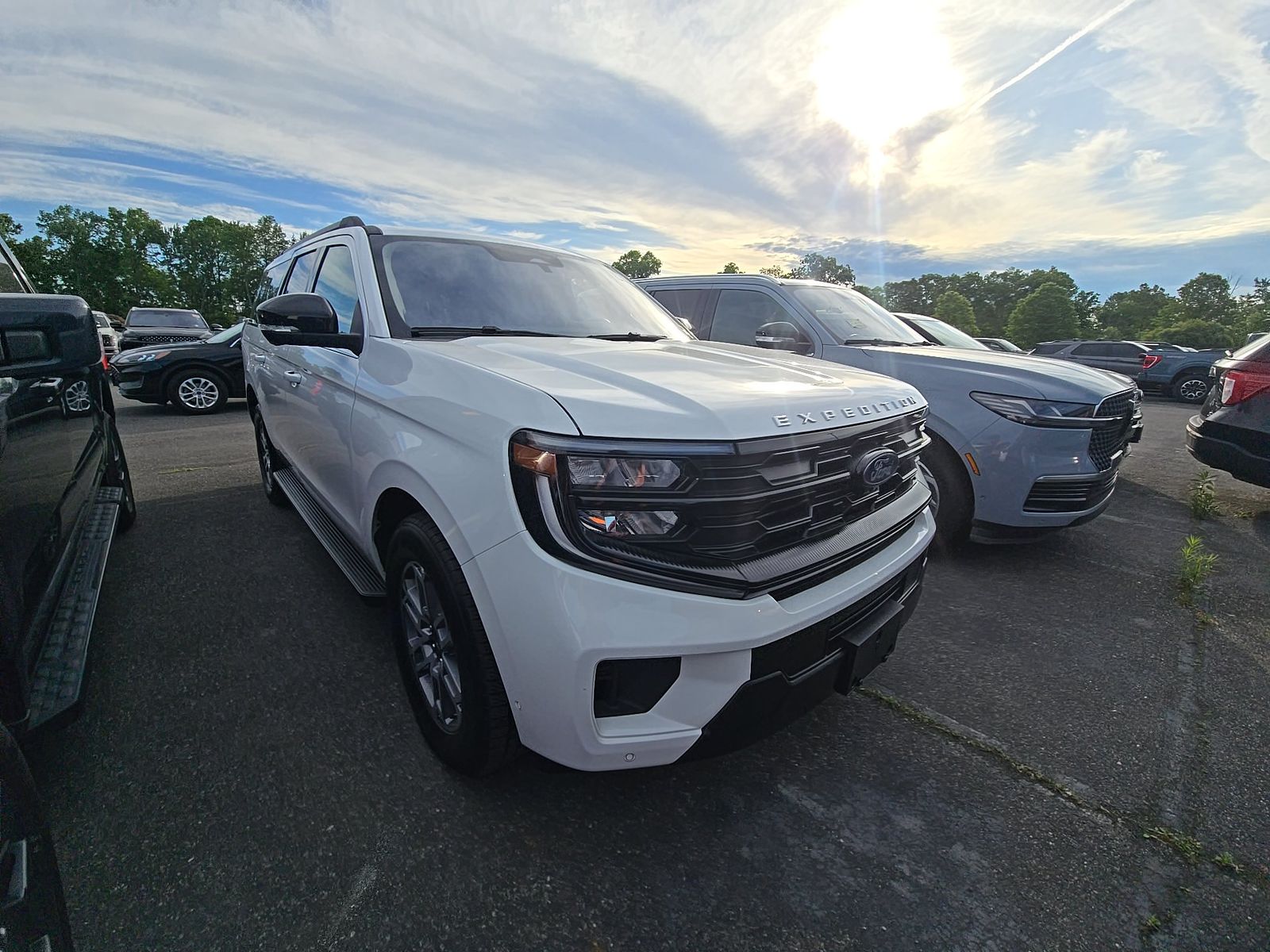 FORD EXPEDITION MAX - 4