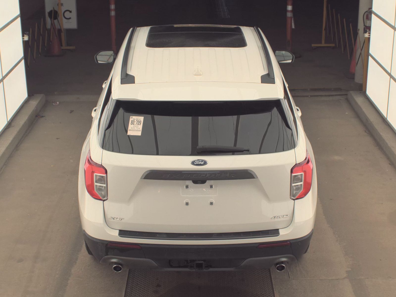 FORD EXPLORER - 7