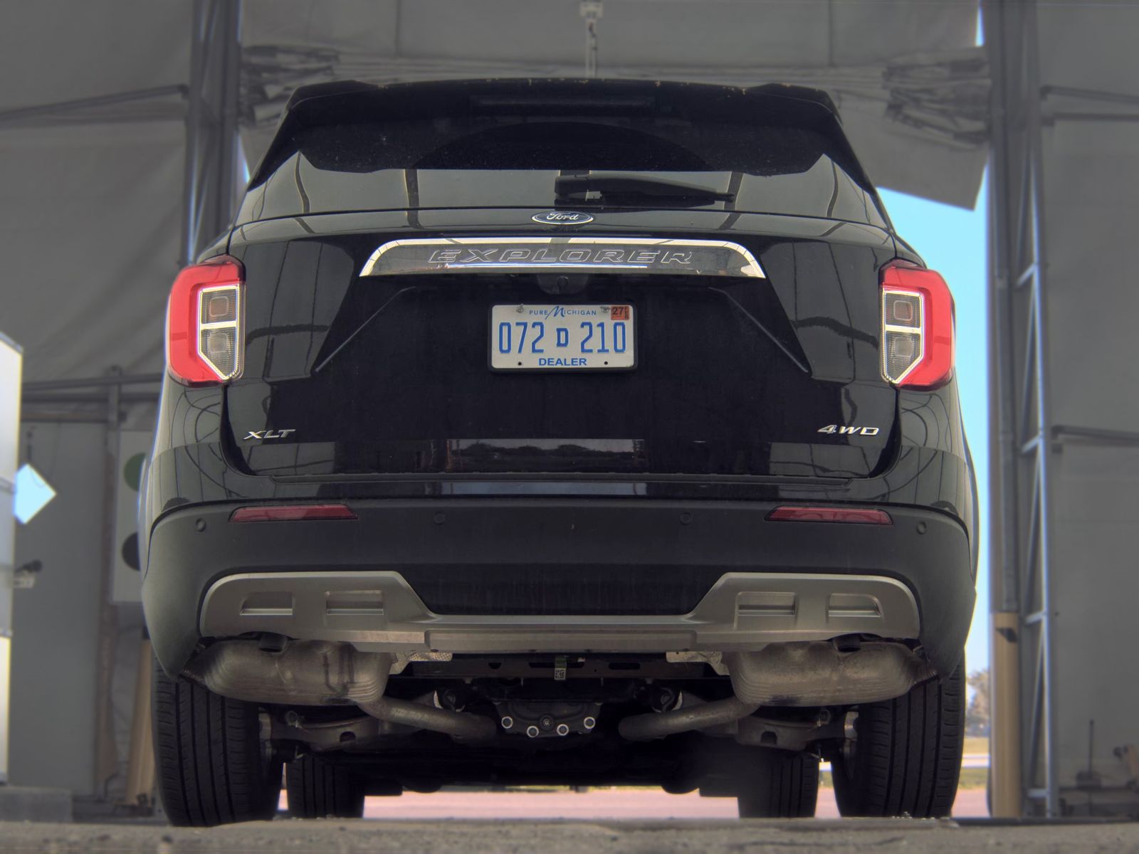 FORD EXPLORER - 8