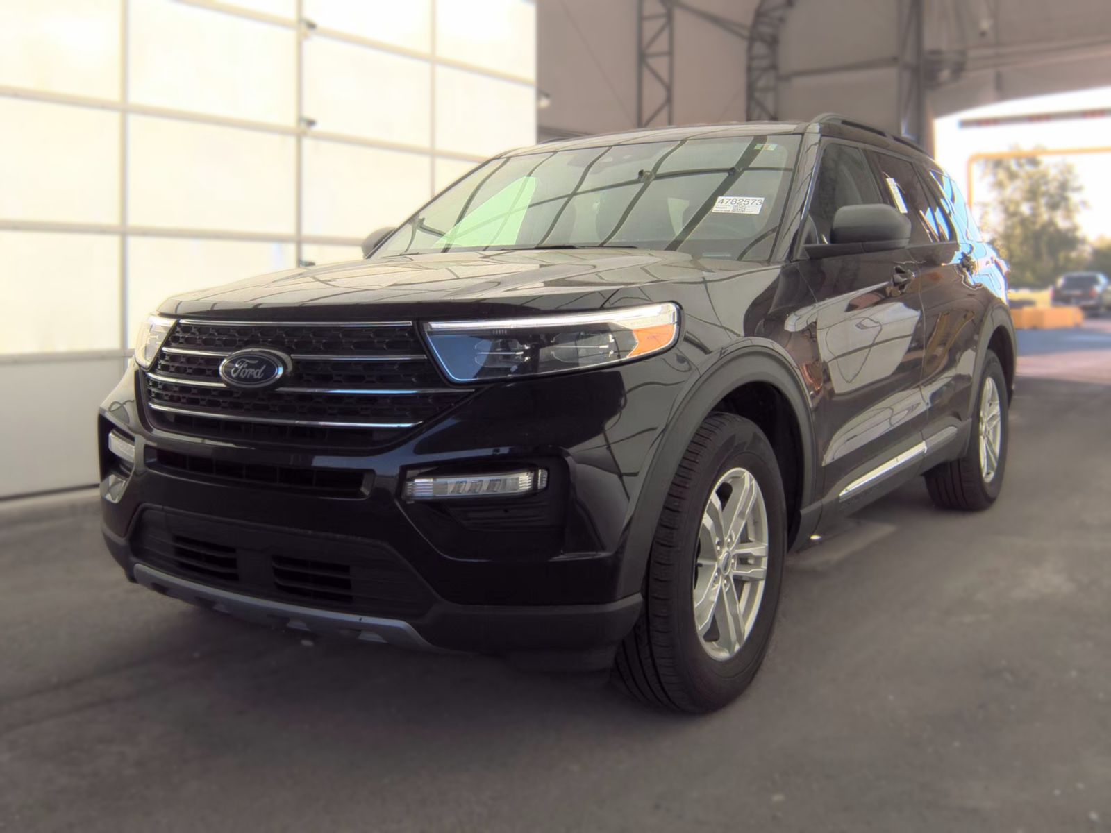FORD EXPLORER - 1