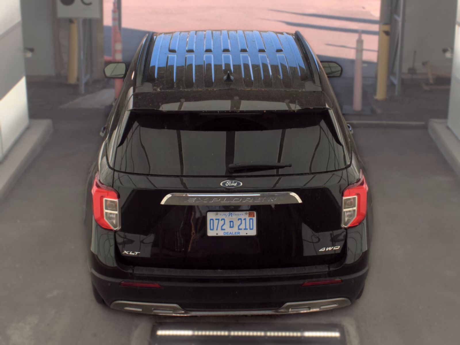 FORD EXPLORER - 7