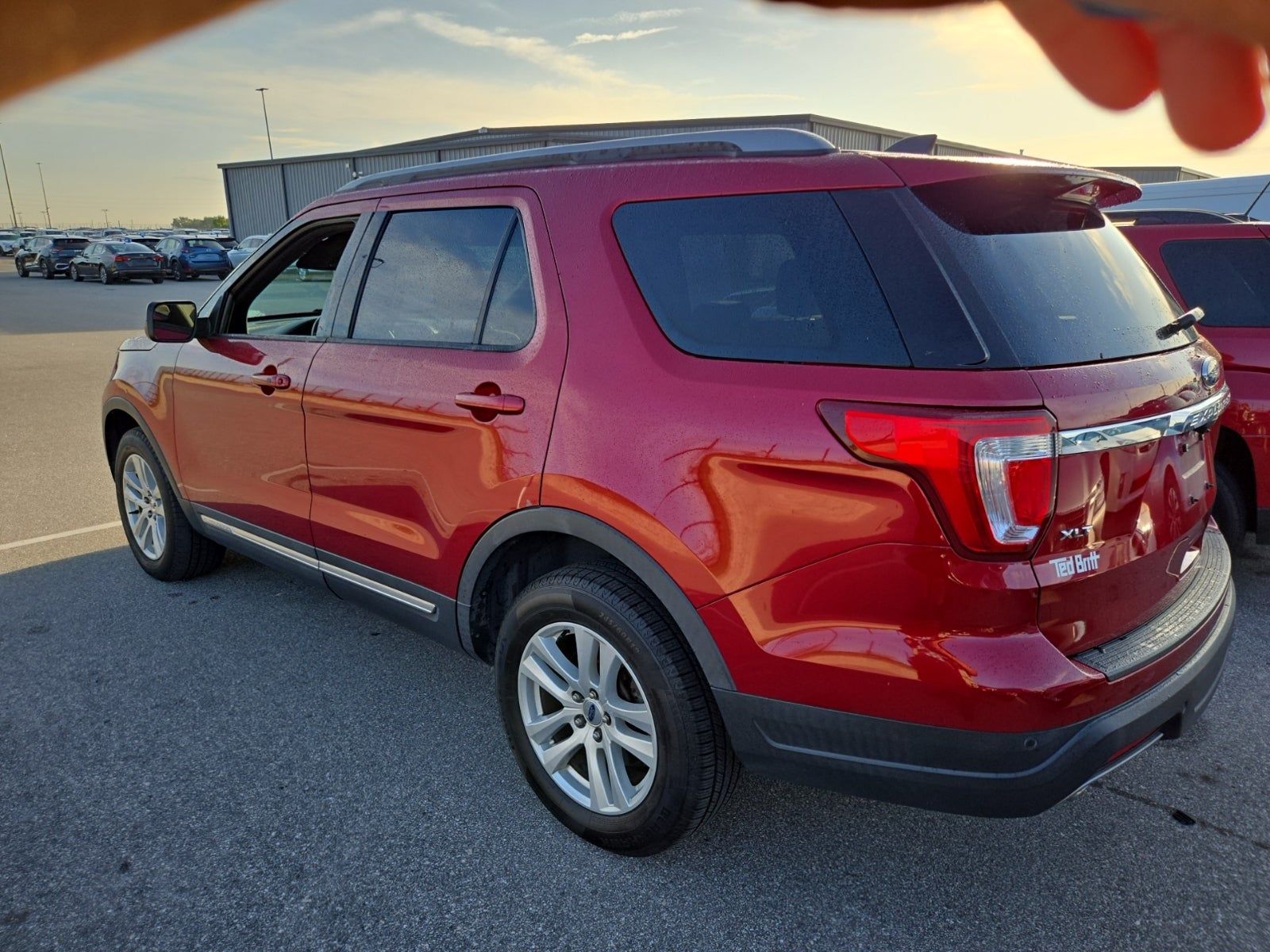 FORD EXPLORER - 4