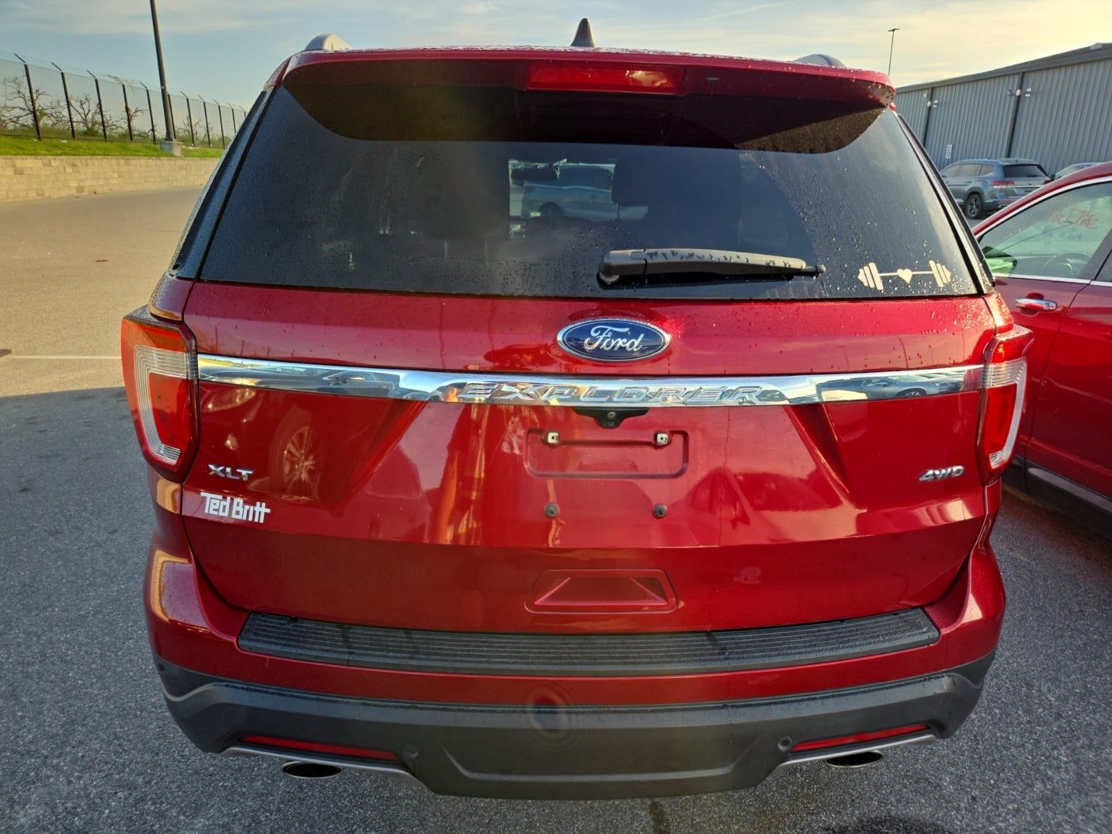 FORD EXPLORER - 5