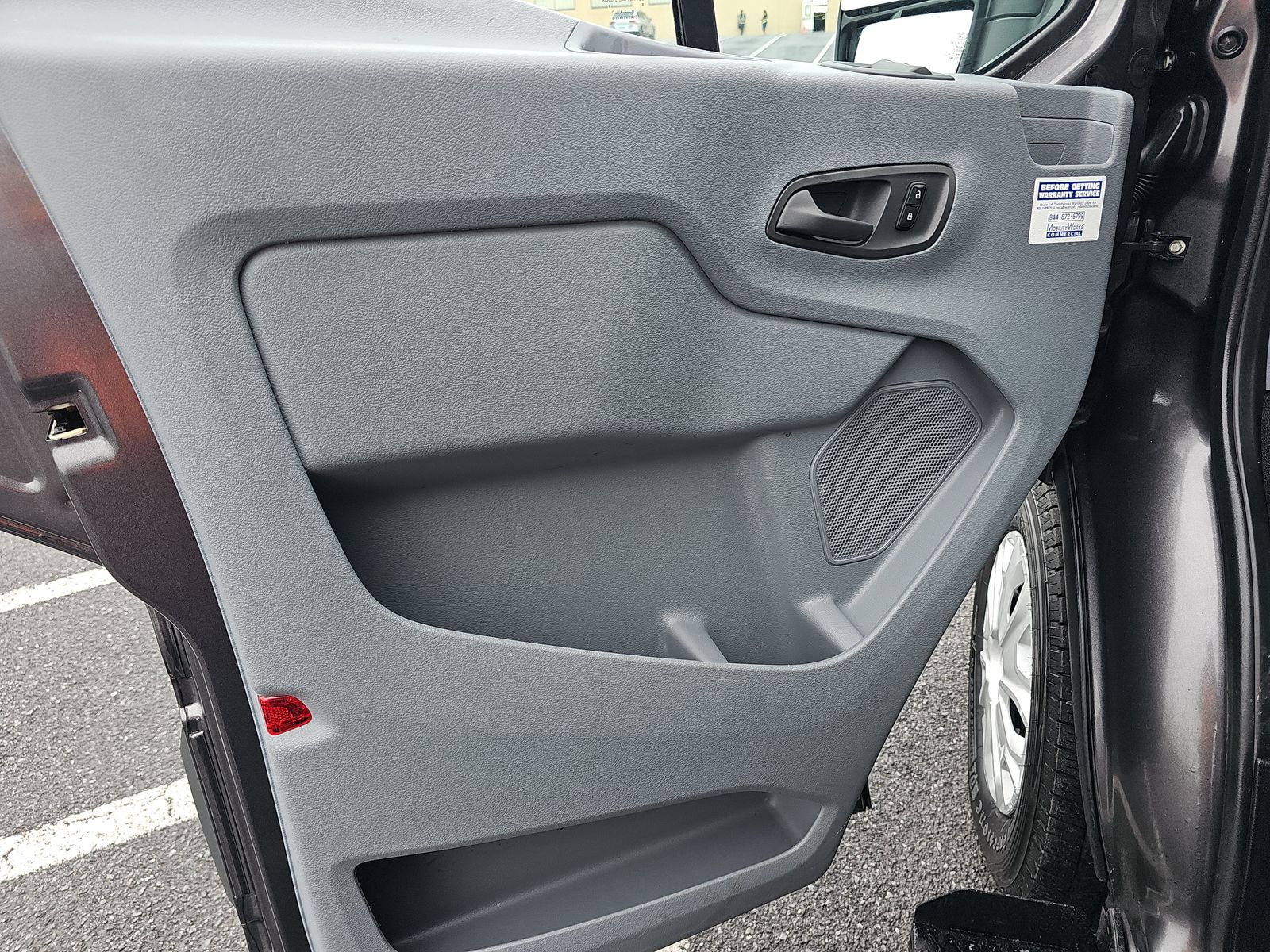 FORD TRANSIT 150 - 10