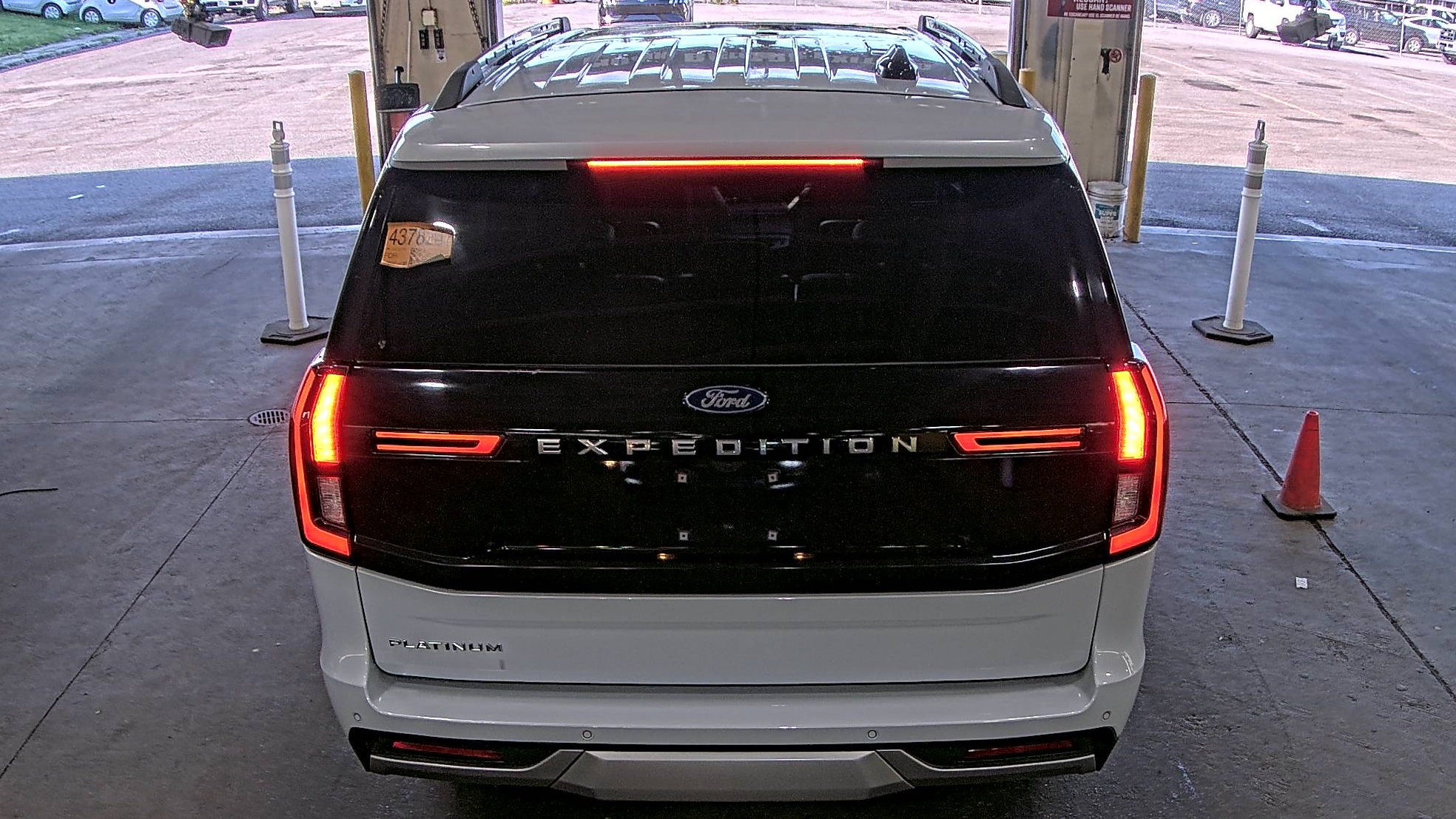 FORD EXPEDITION - 6
