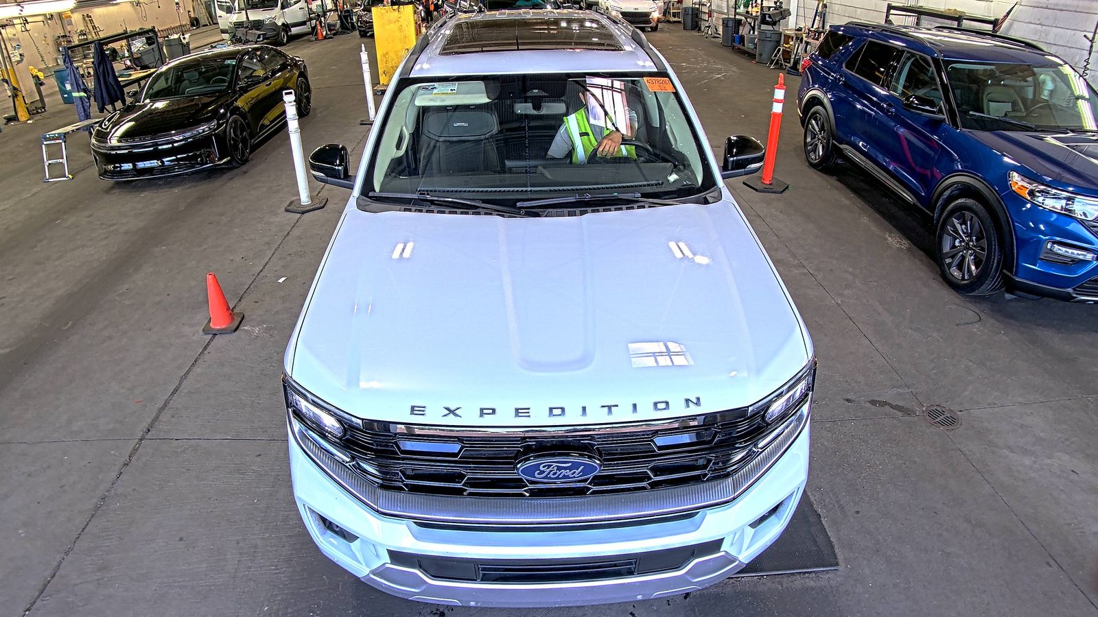 FORD EXPEDITION - 3