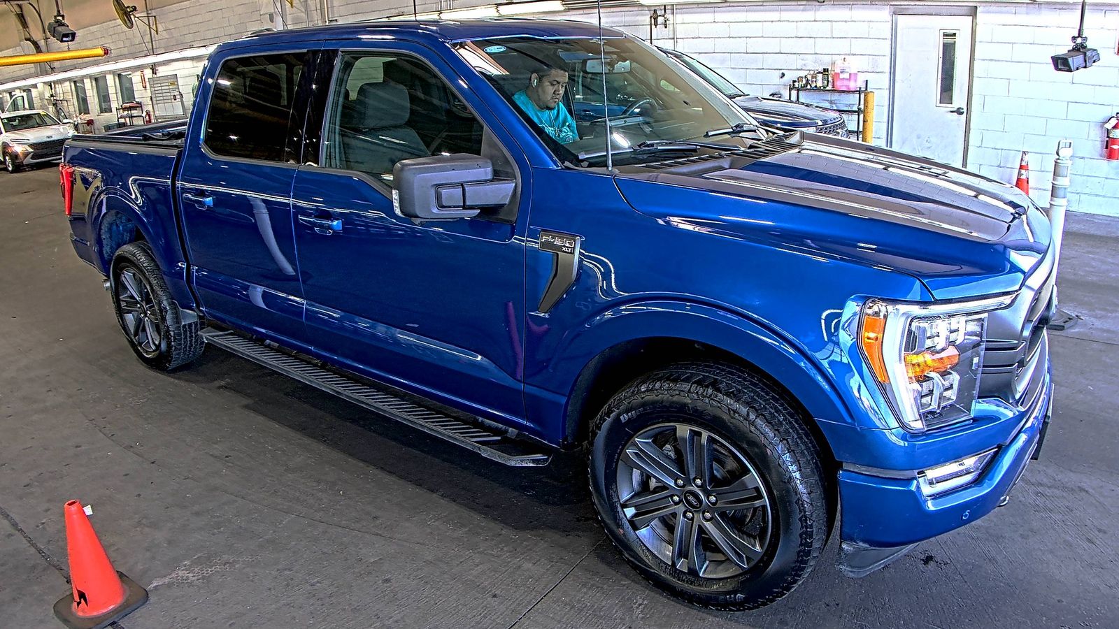2023 Ford F-150 XLT AWD