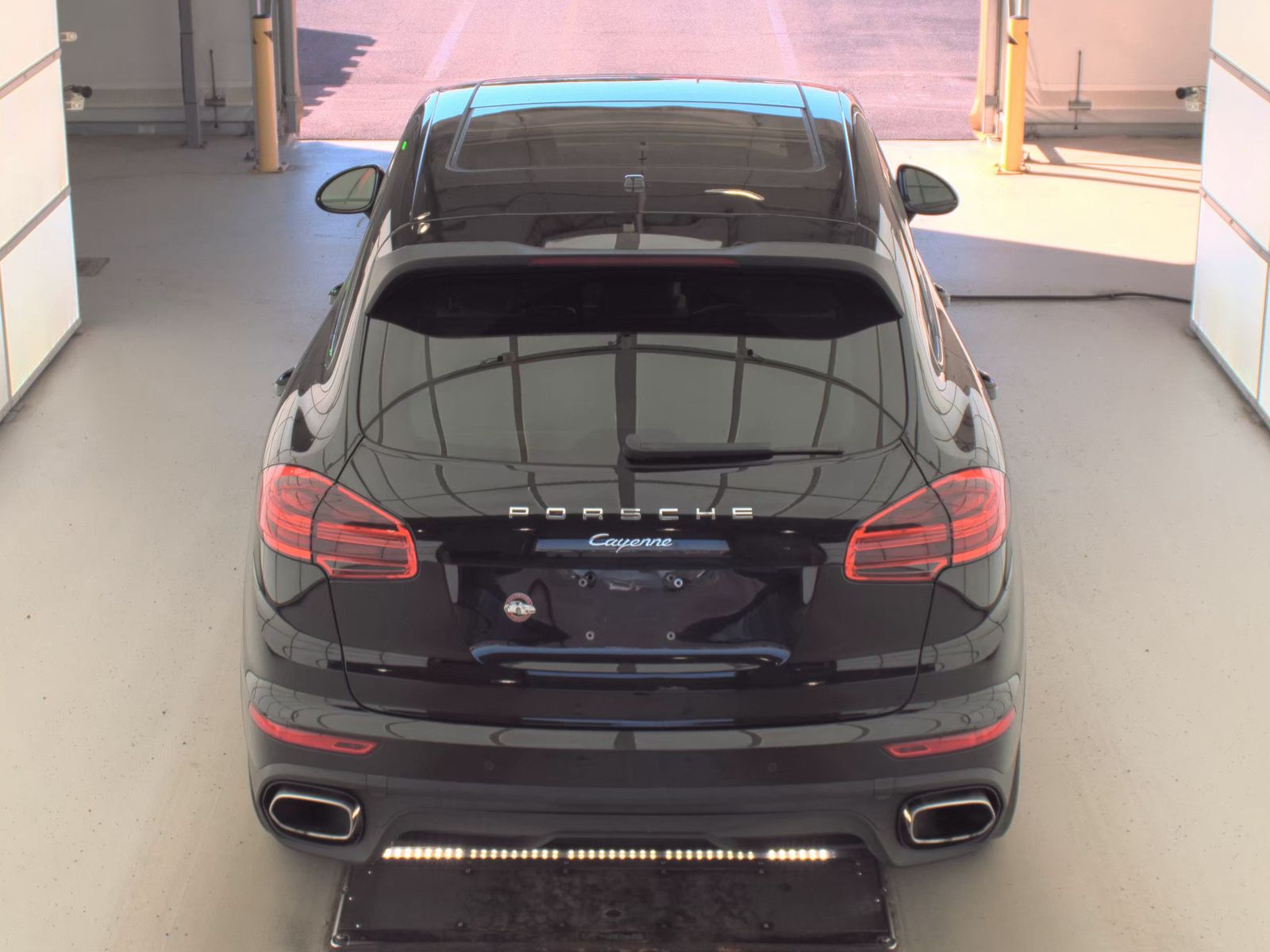 PORSCHE CAYENNE - 7