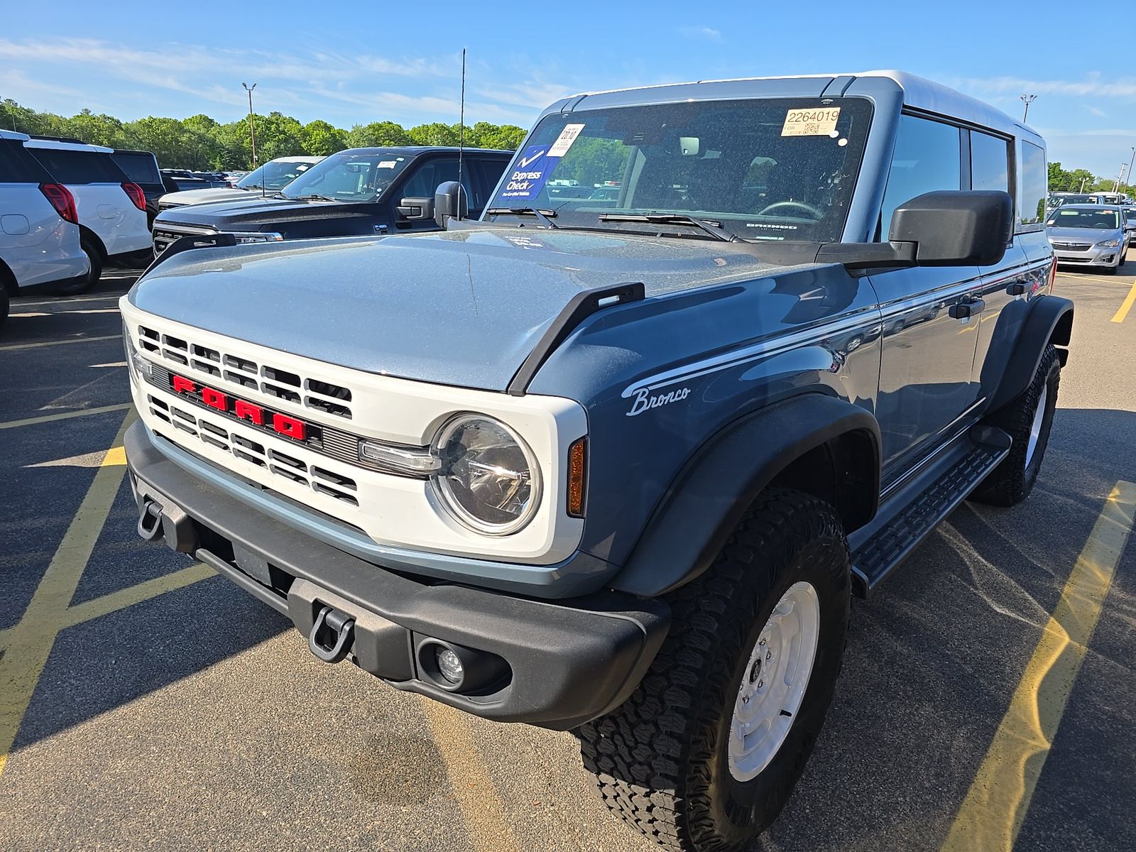 FORD BRONCO - 1