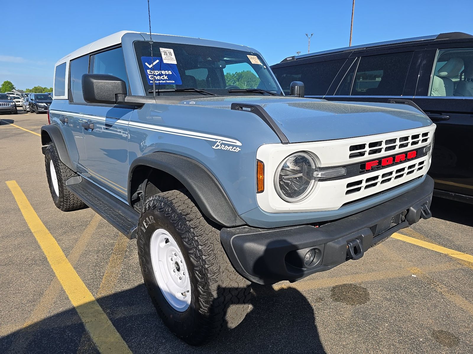 FORD BRONCO - 4