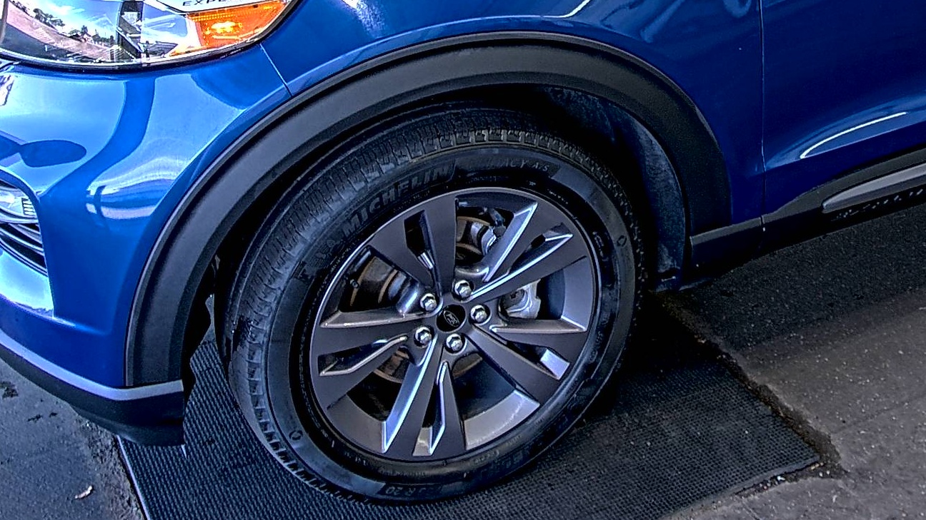 FORD EXPLORER - 8