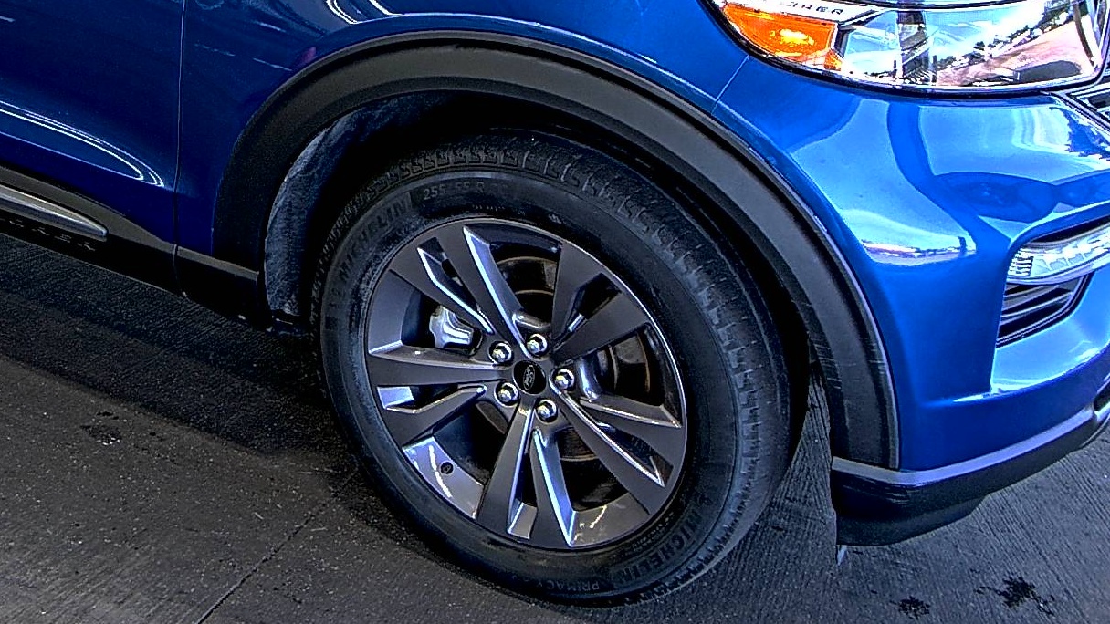 FORD EXPLORER - 9