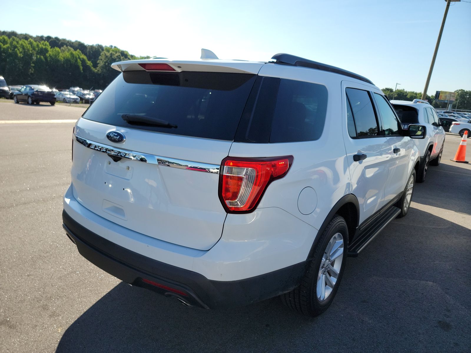 FORD EXPLORER - 5