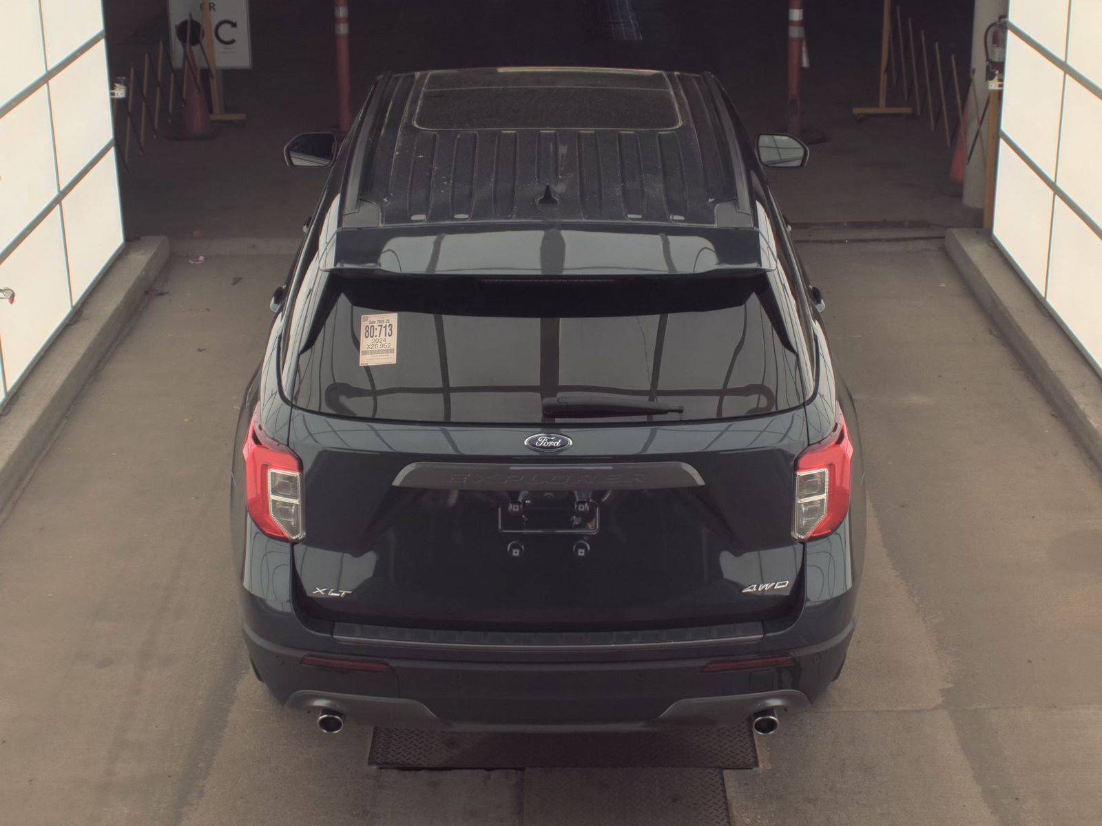 FORD EXPLORER - 7