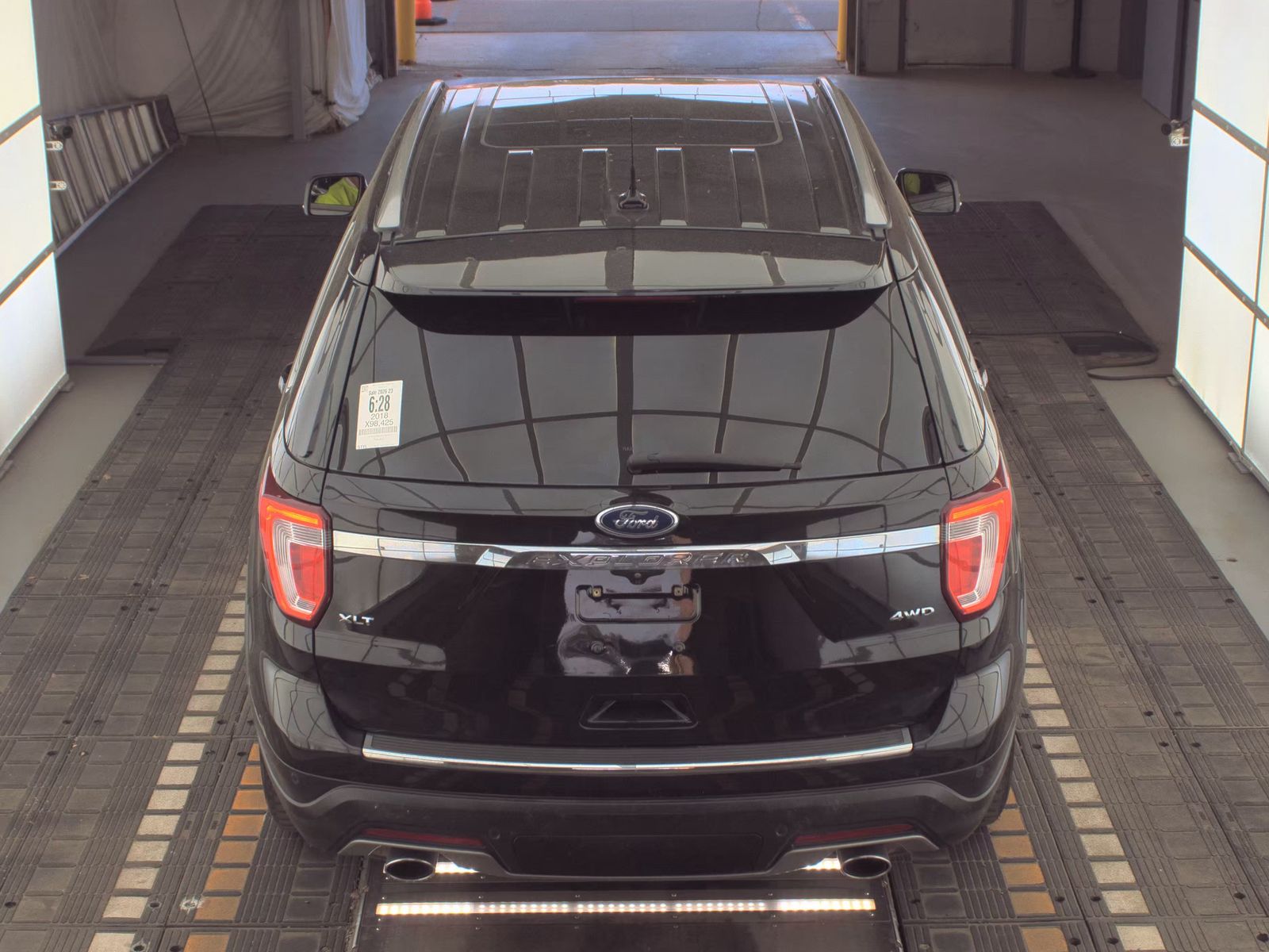 FORD EXPLORER - 7