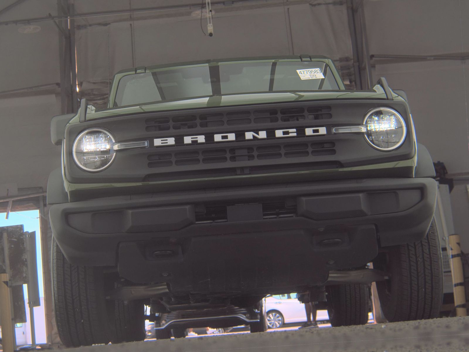 FORD BRONCO - 4