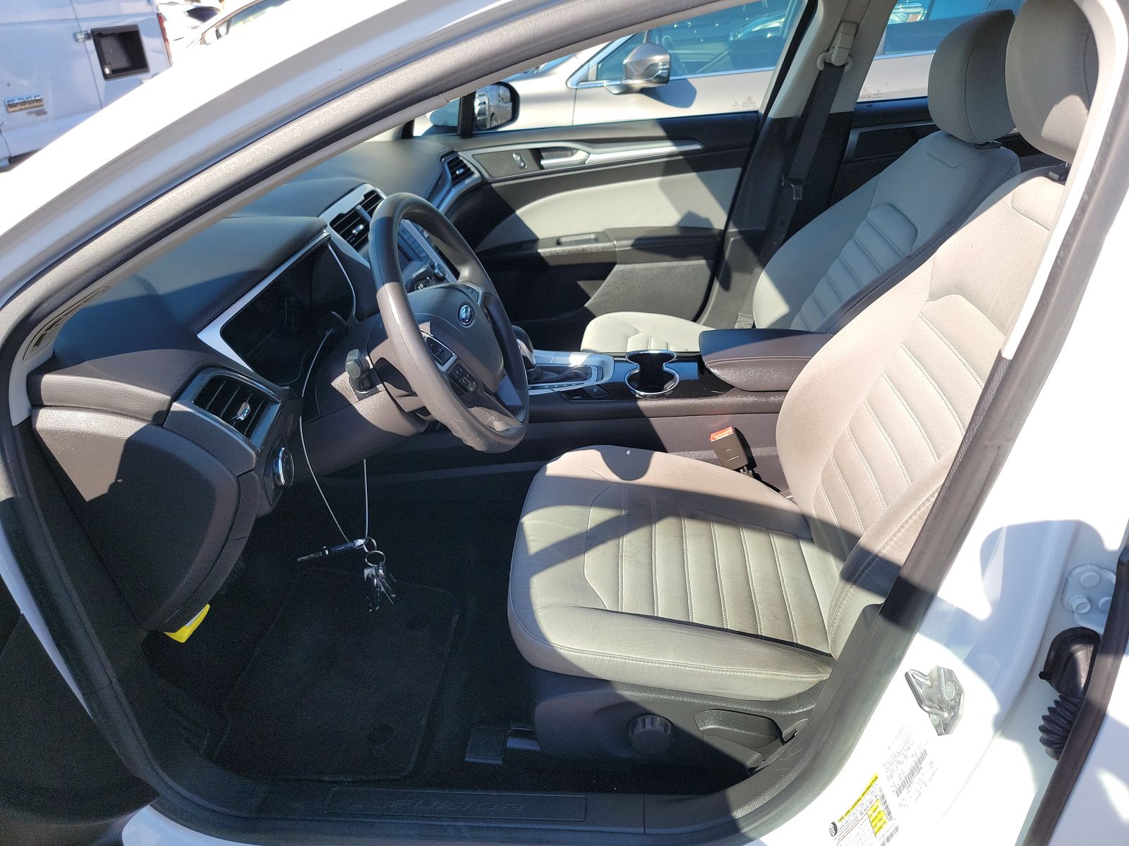 FORD FUSION - 8
