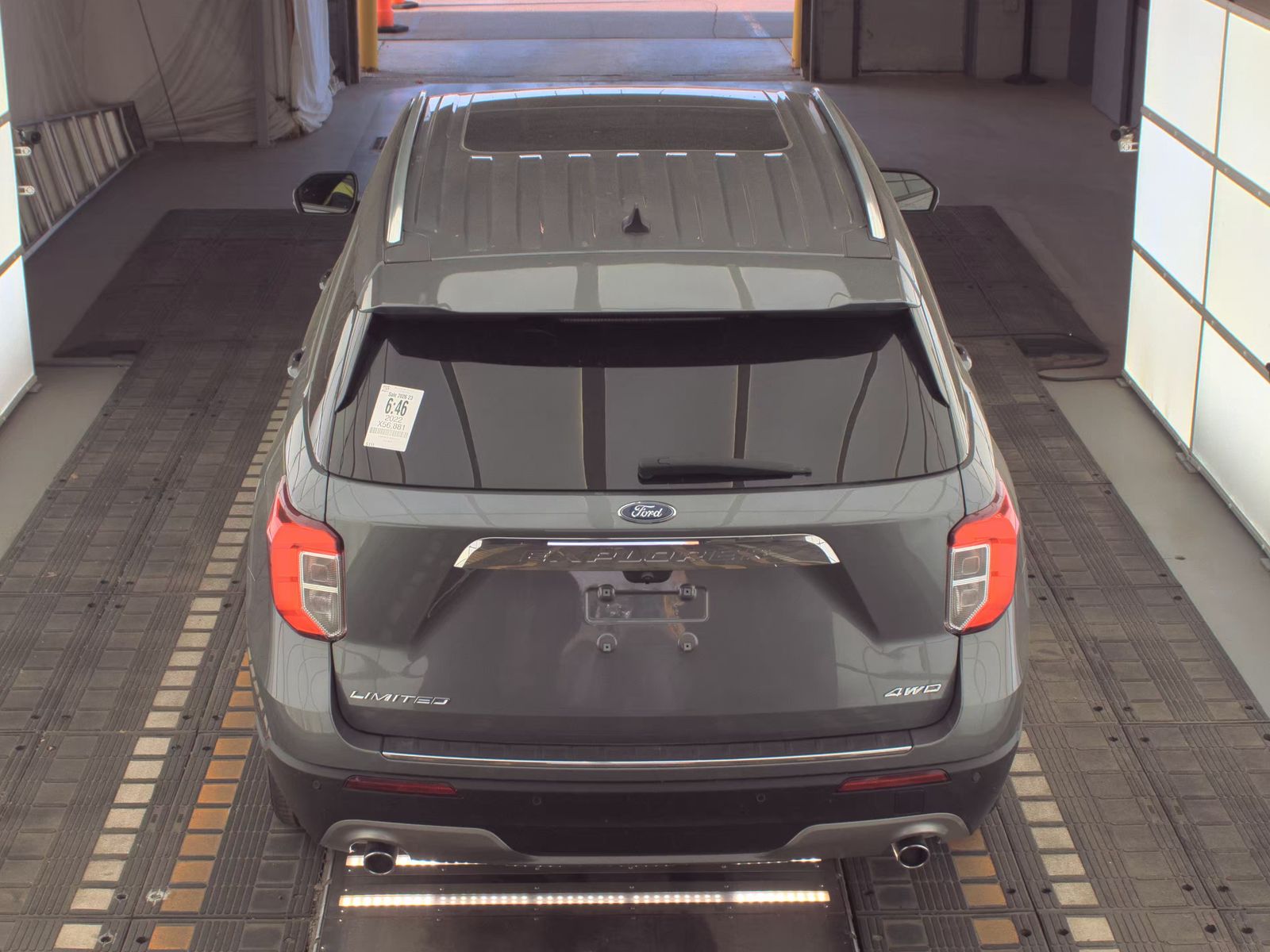 FORD EXPLORER - 7