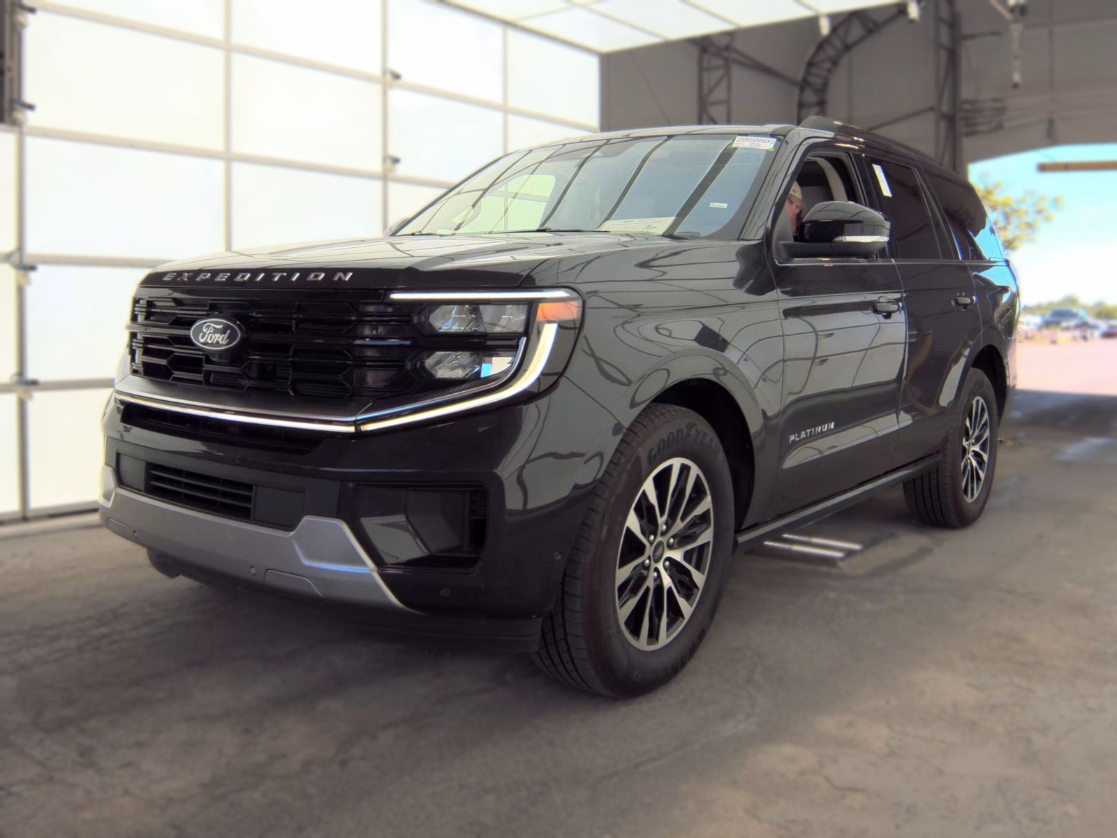 FORD EXPEDITION - 1