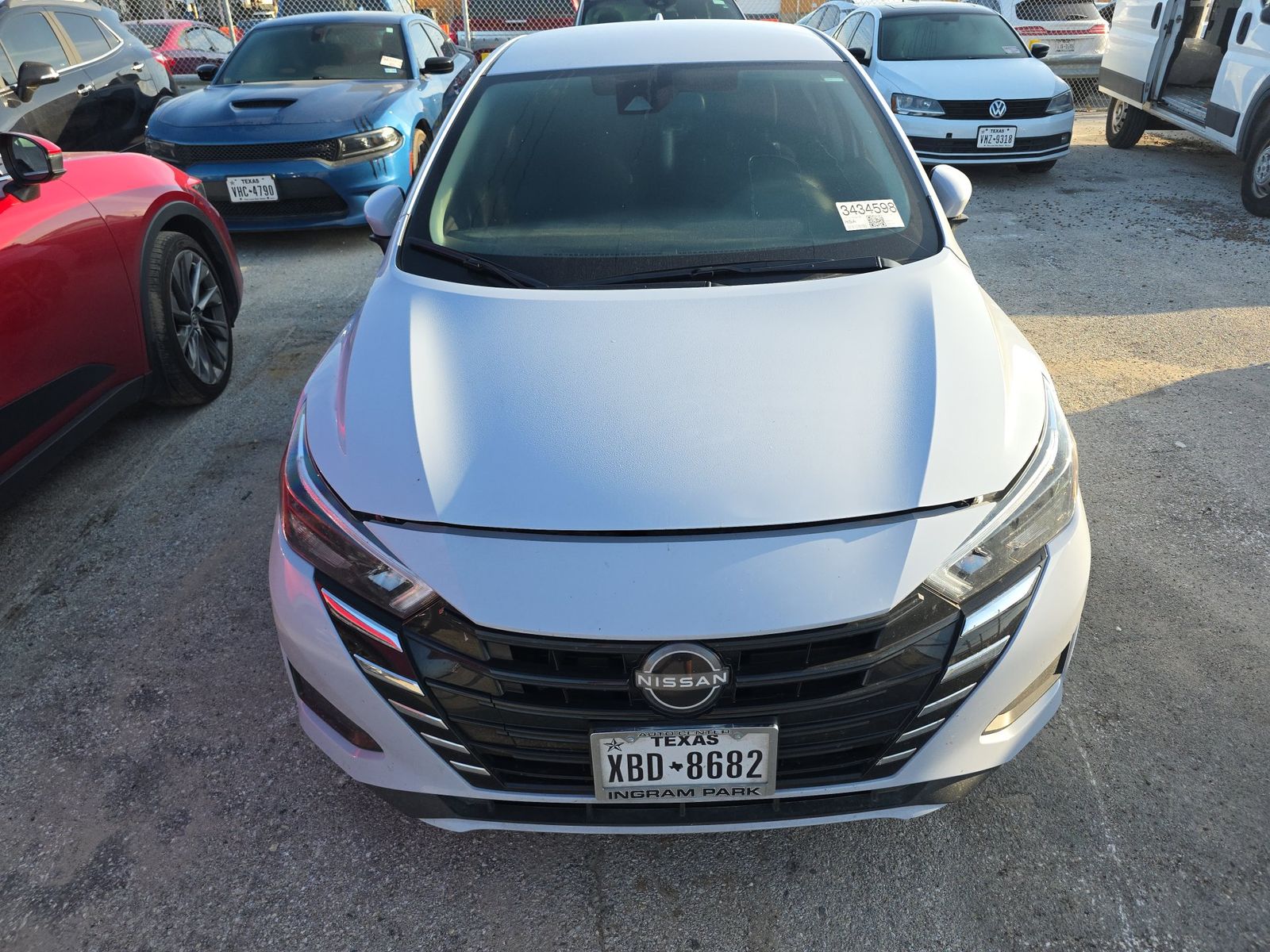 NISSAN VERSA - 3