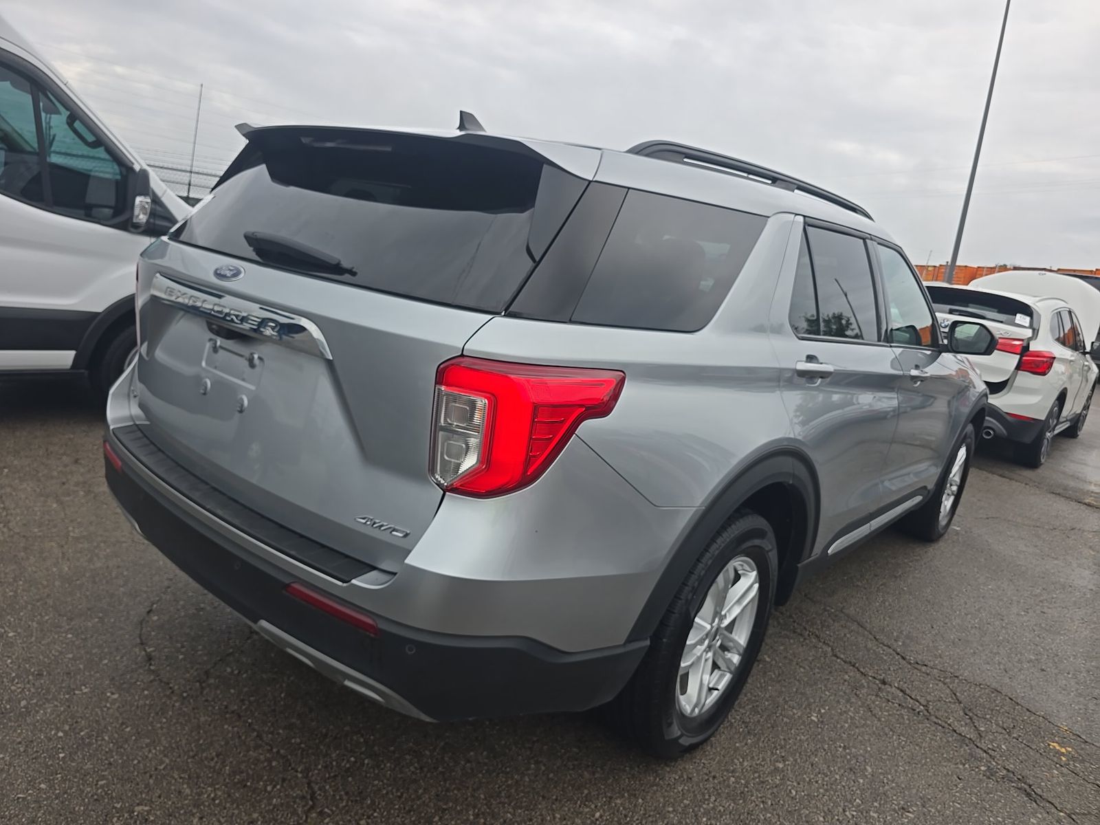 FORD EXPLORER - 5