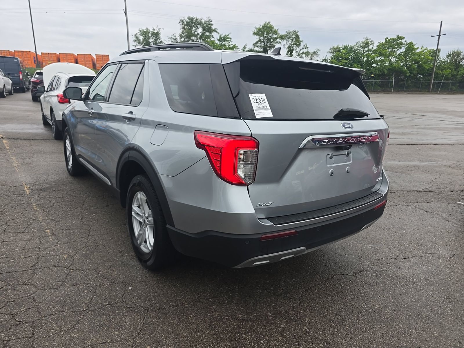 FORD EXPLORER - 7