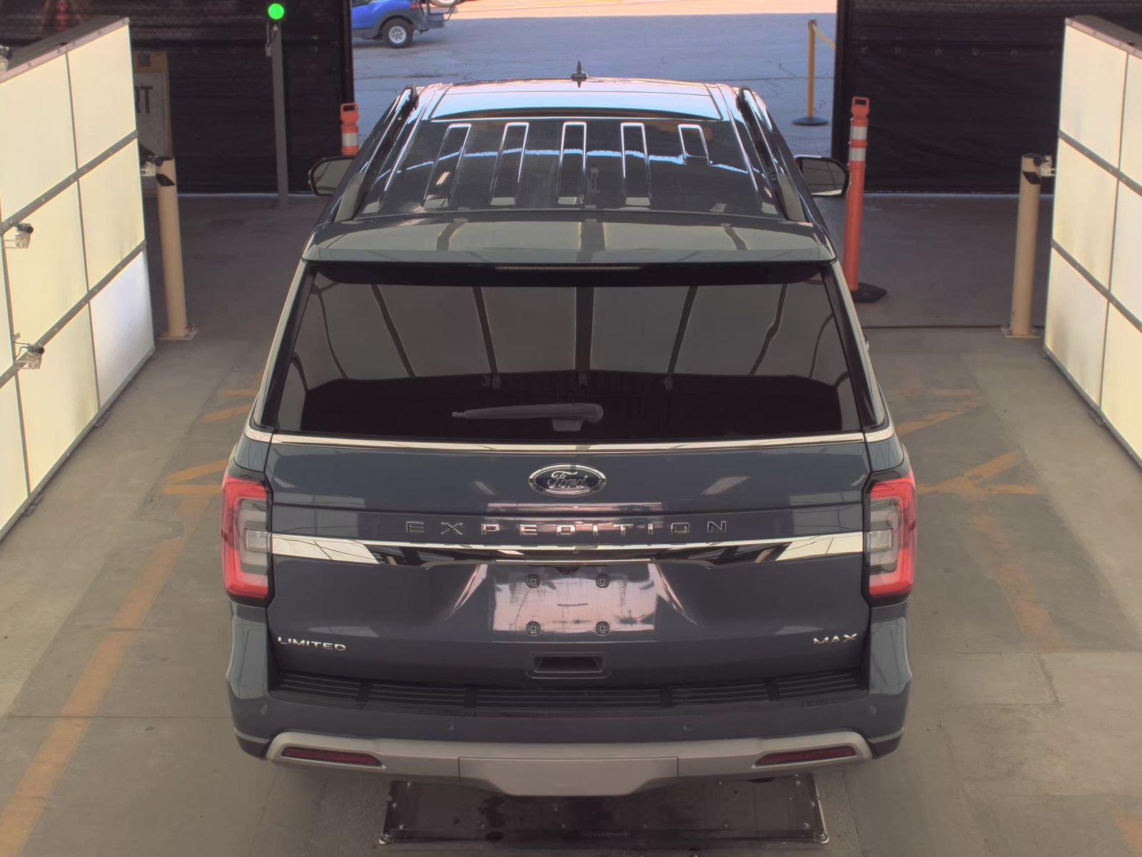 FORD EXPEDITION MAX - 7