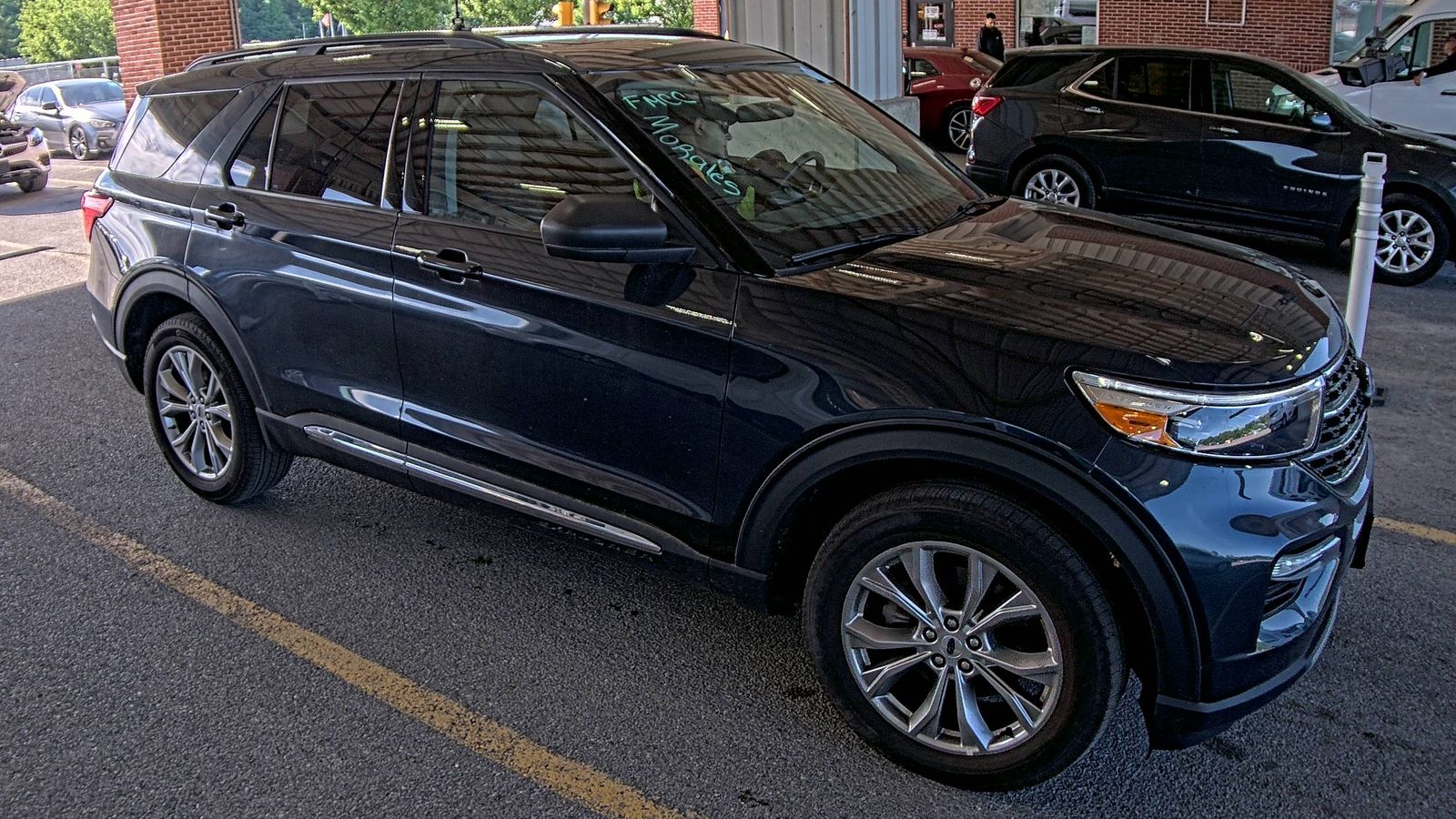 FORD EXPLORER - 4