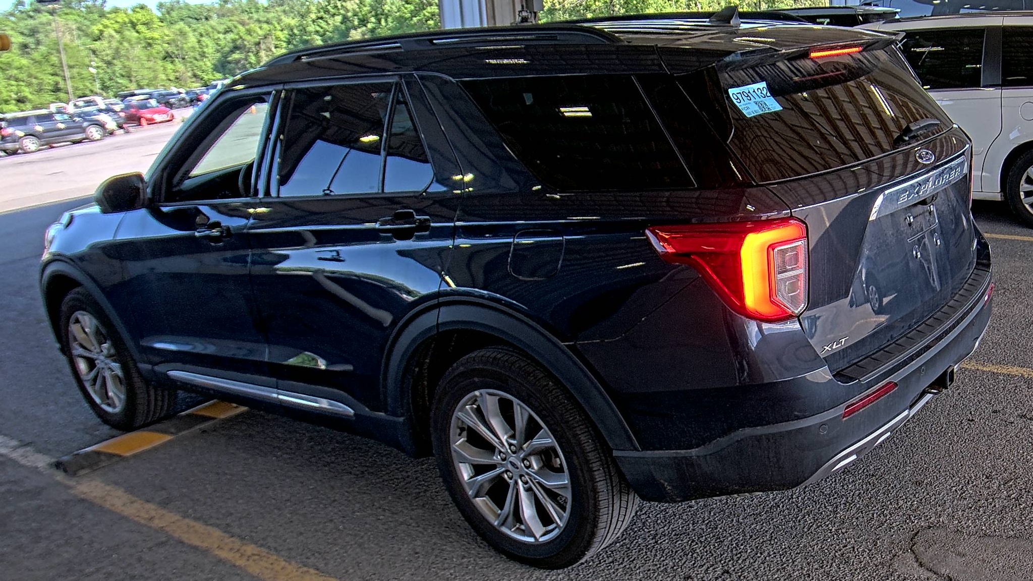 FORD EXPLORER - 7