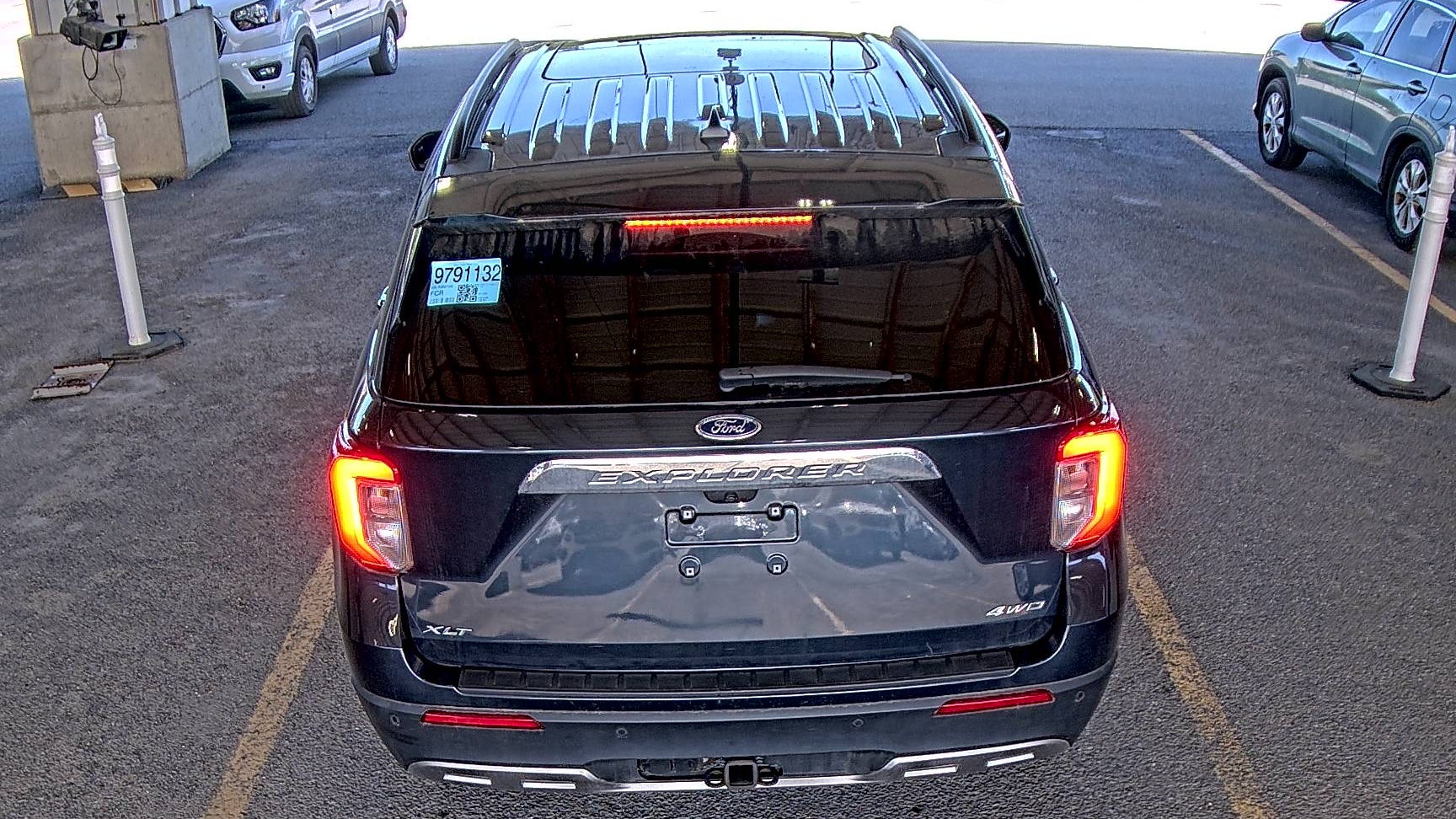 FORD EXPLORER - 6