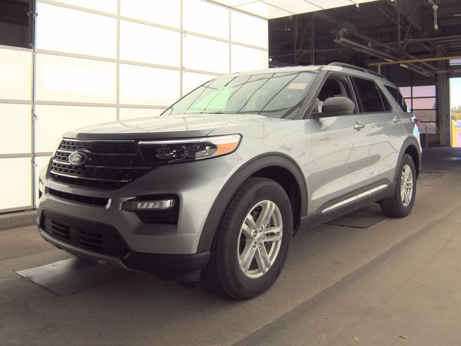 FORD EXPLORER - 1