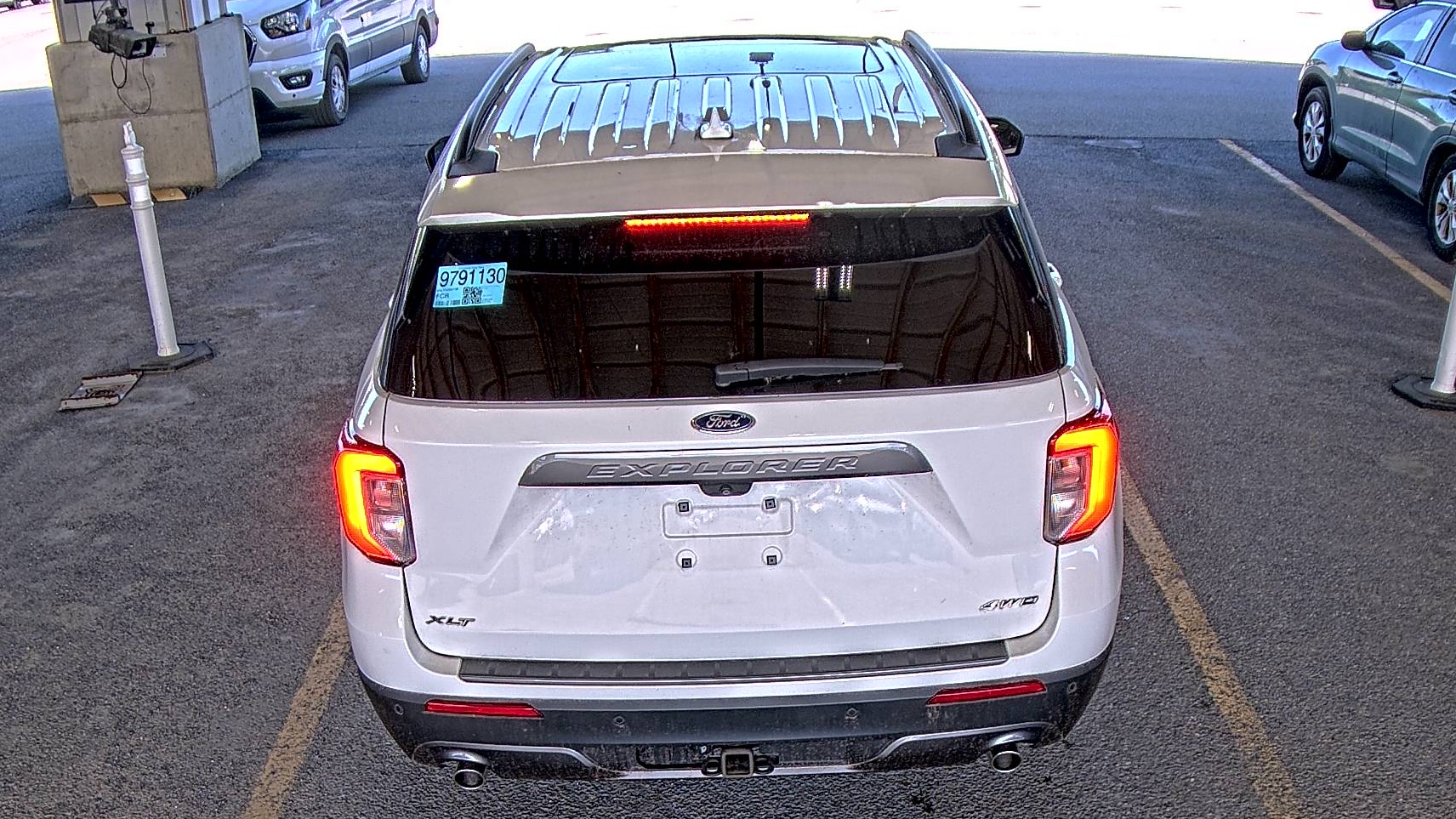 FORD EXPLORER - 6