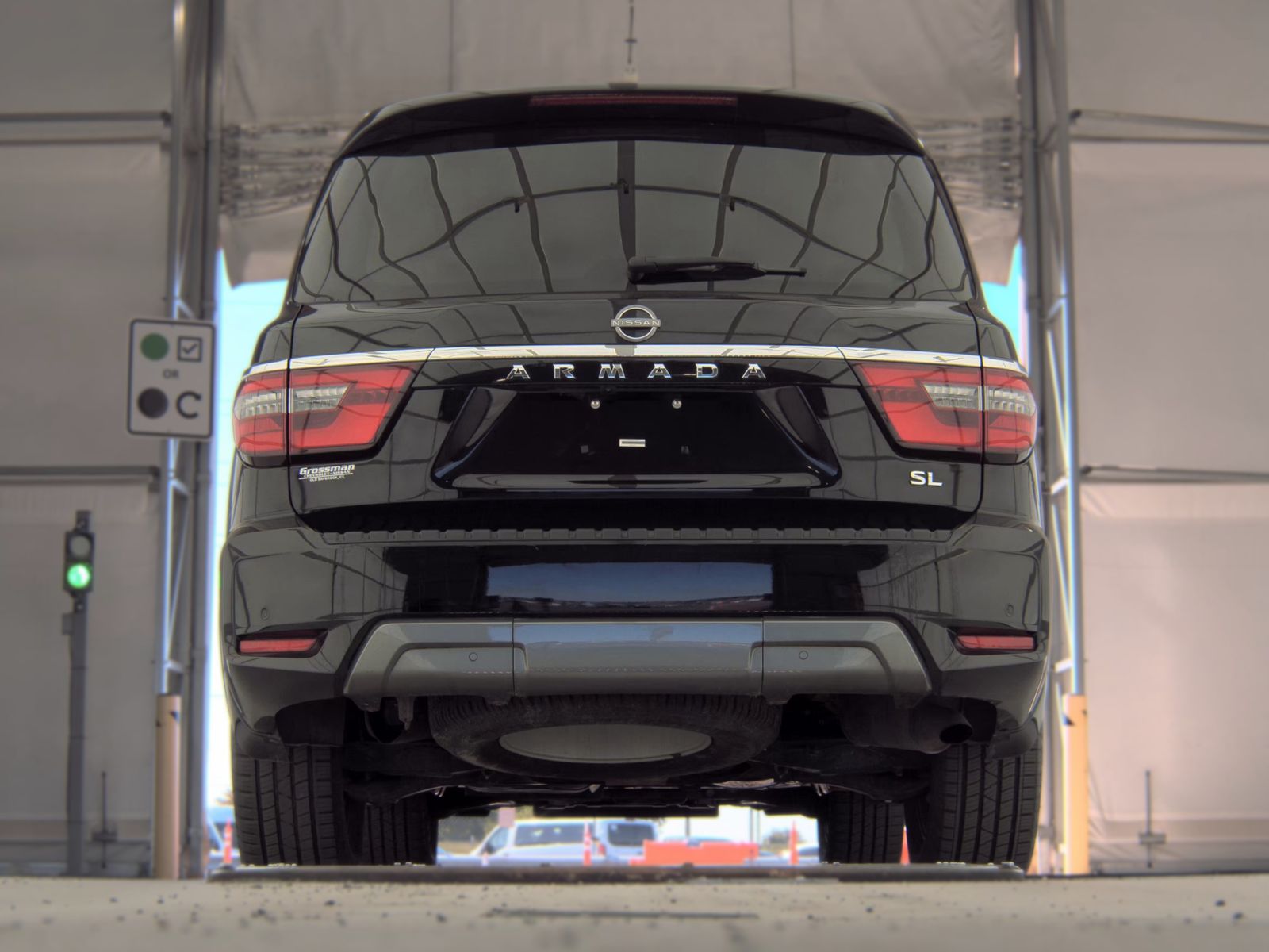 NISSAN ARMADA - 8