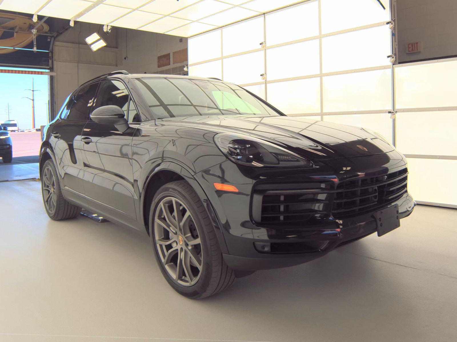 PORSCHE CAYENNE - 4