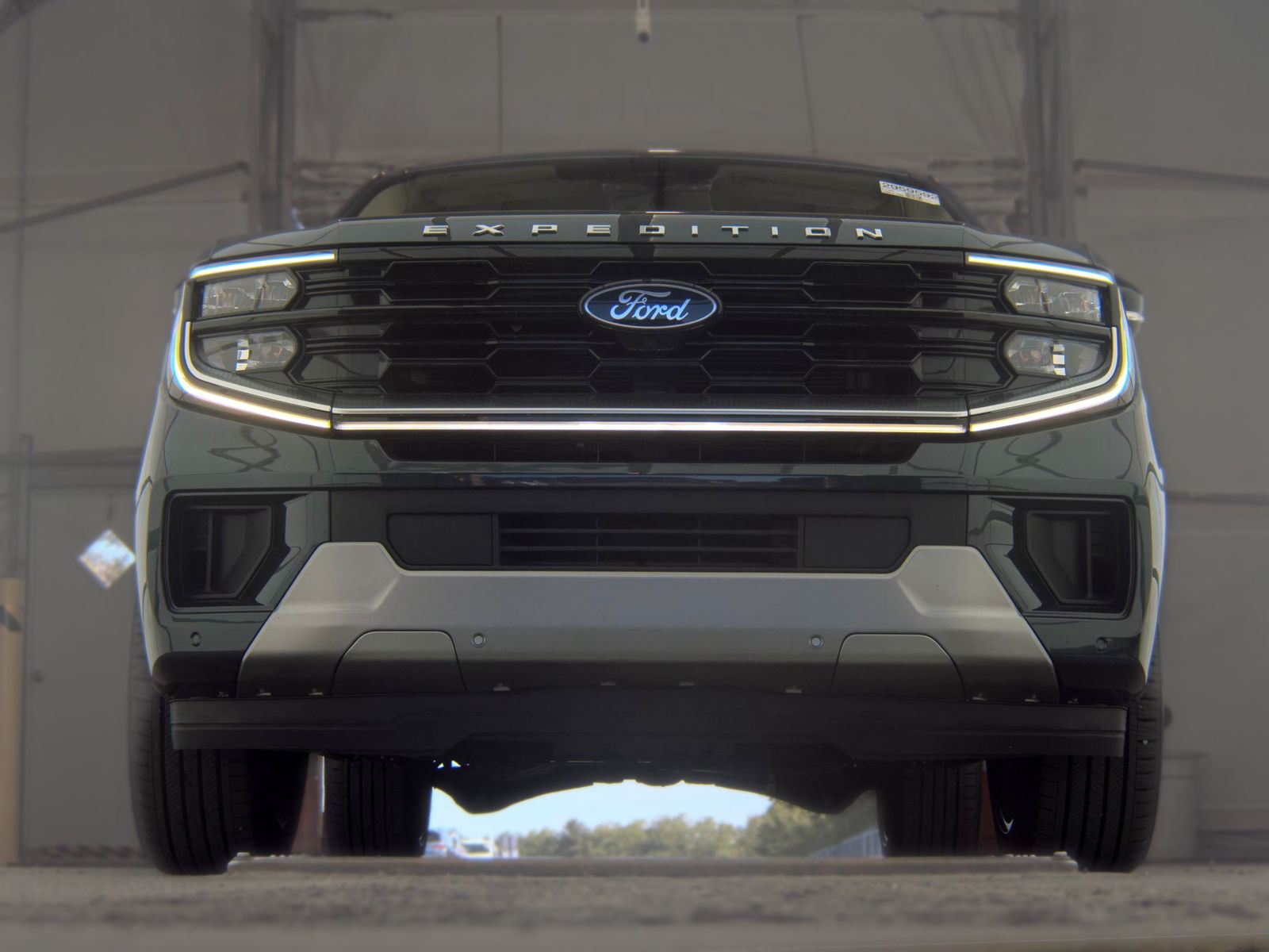 FORD EXPEDITION - 4