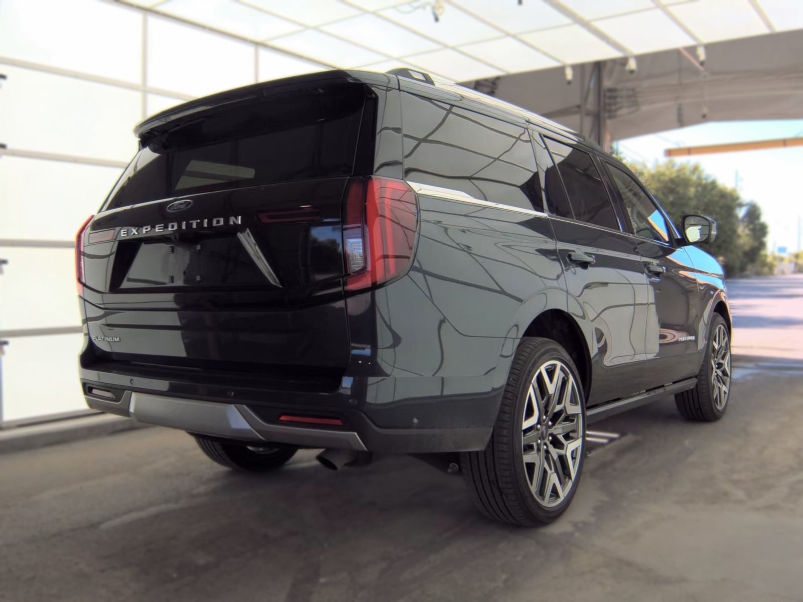 FORD EXPEDITION - 6