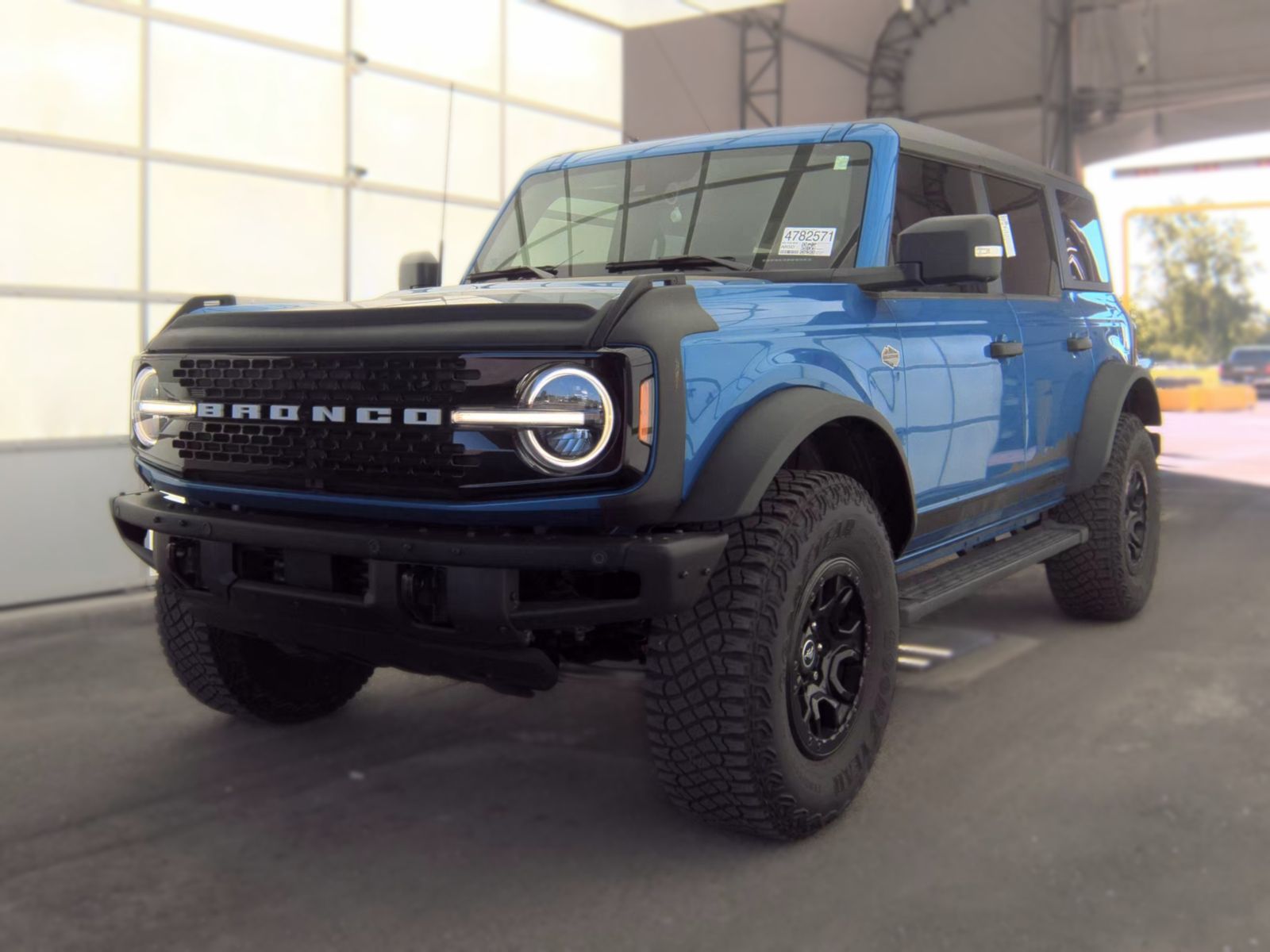 FORD BRONCO - 1