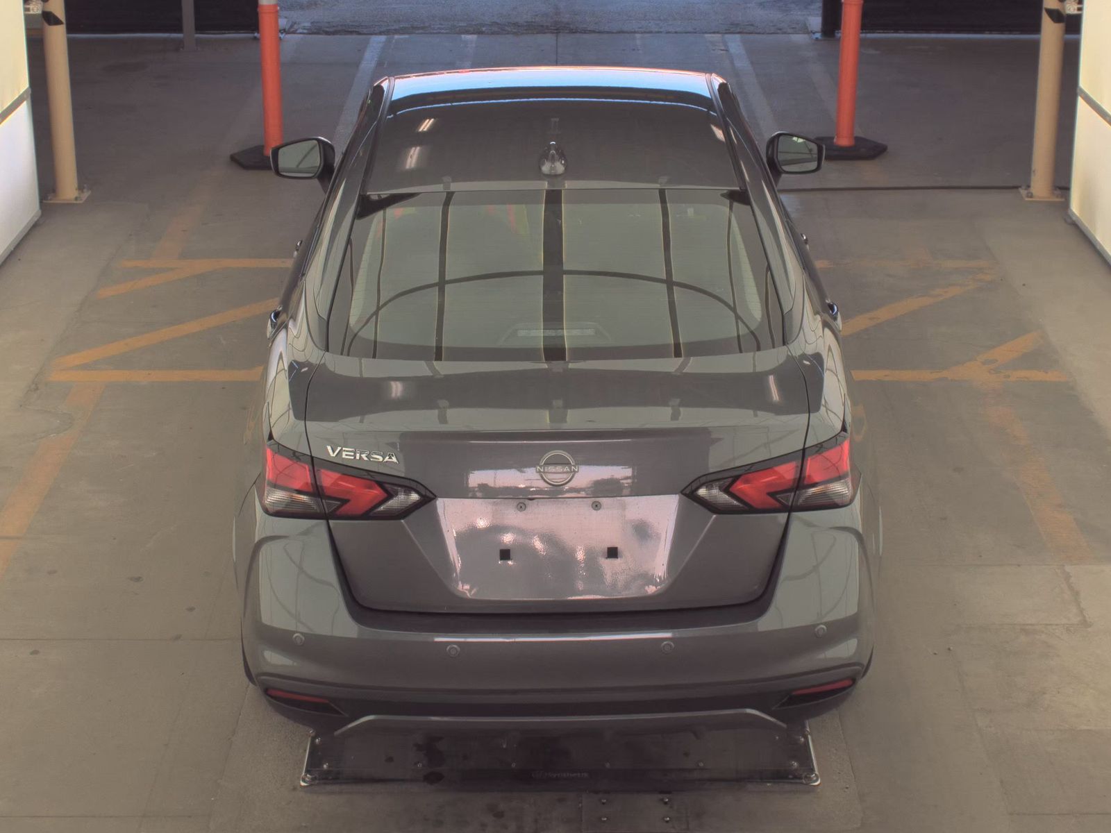 NISSAN VERSA - 7