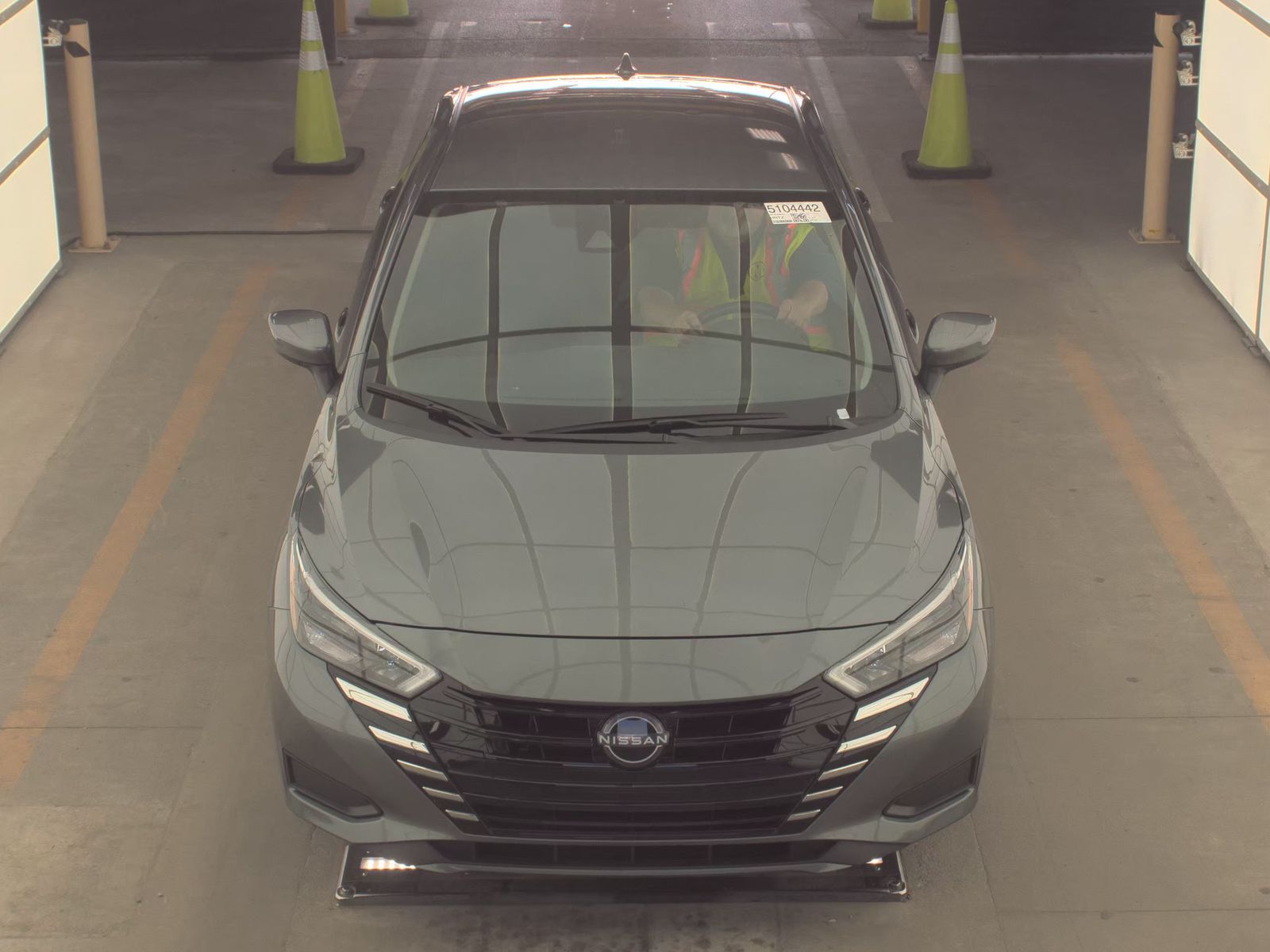 NISSAN VERSA - 3