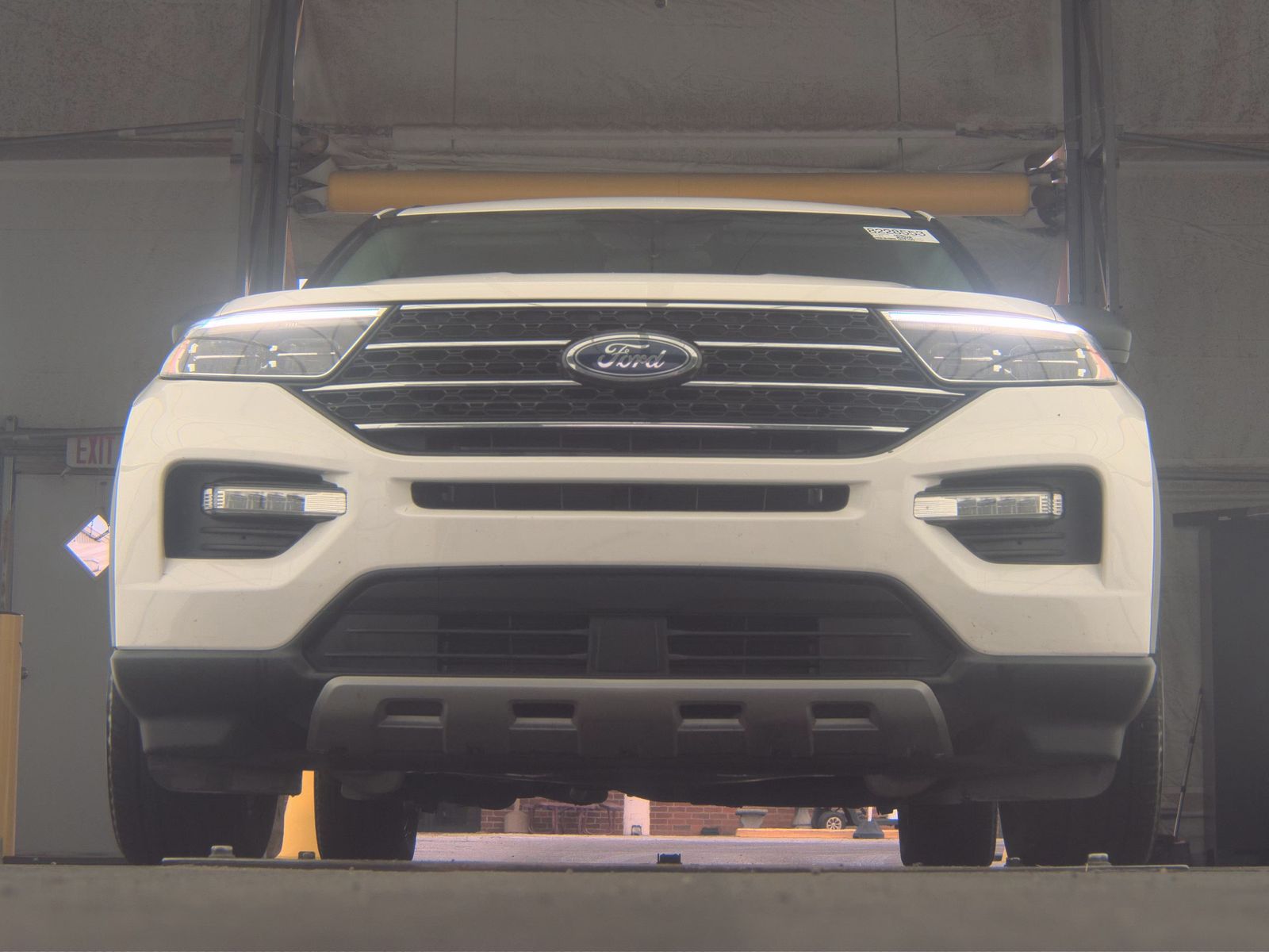 FORD EXPLORER - 4